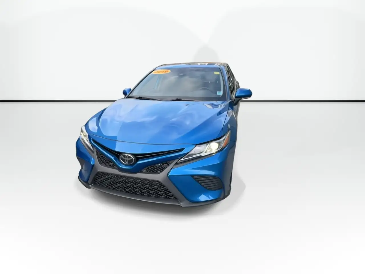 Toyota Camry снимка Toyota Camry
