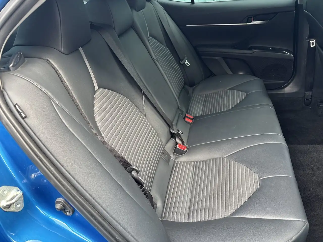 Toyota Camry снимка Toyota Camry