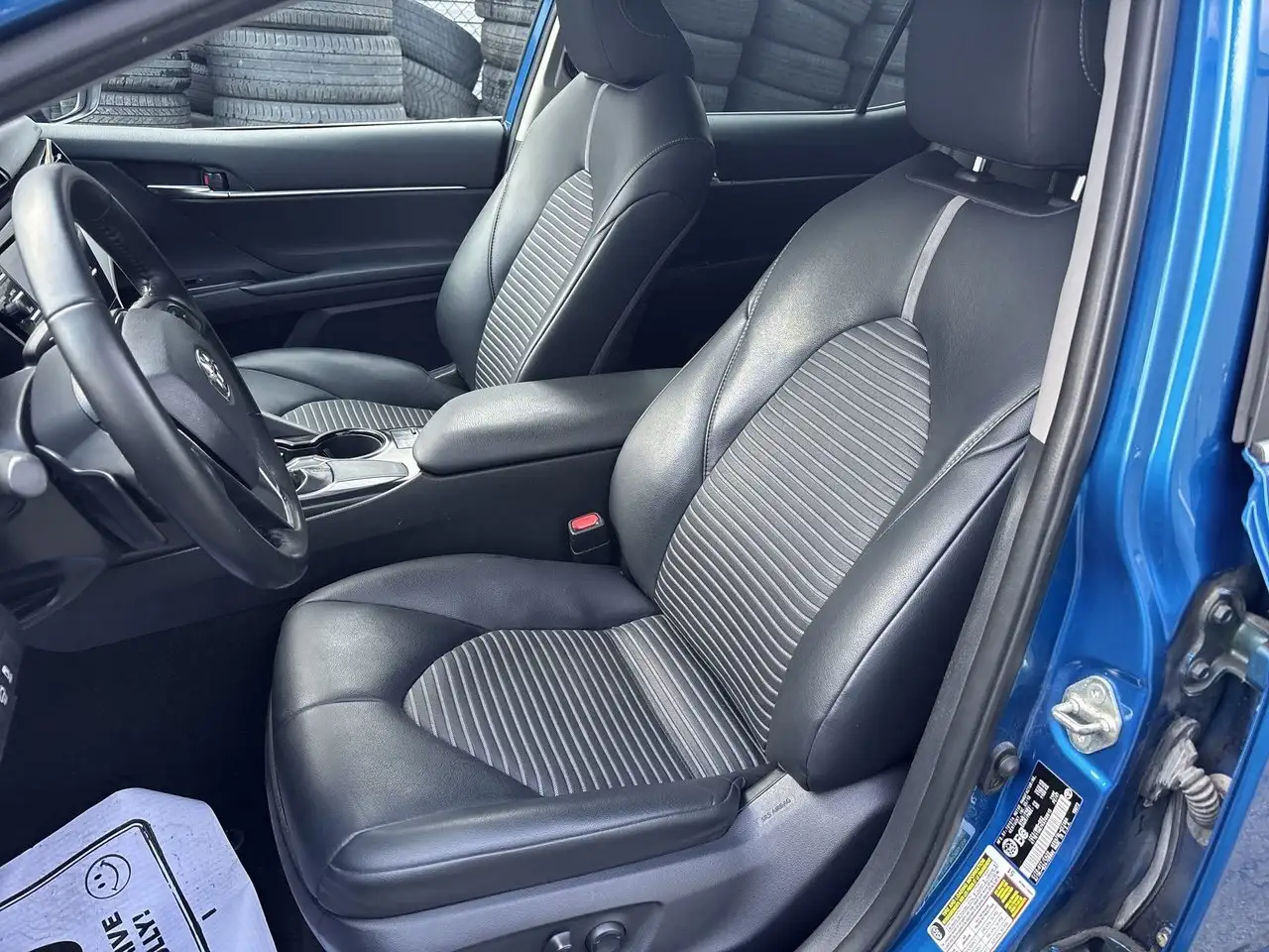 Toyota Camry снимка Toyota Camry