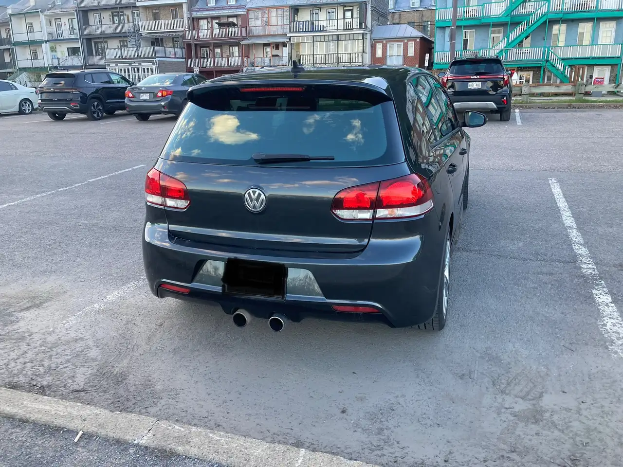 Volkswagen Golf R снимка Volkswagen Golf R