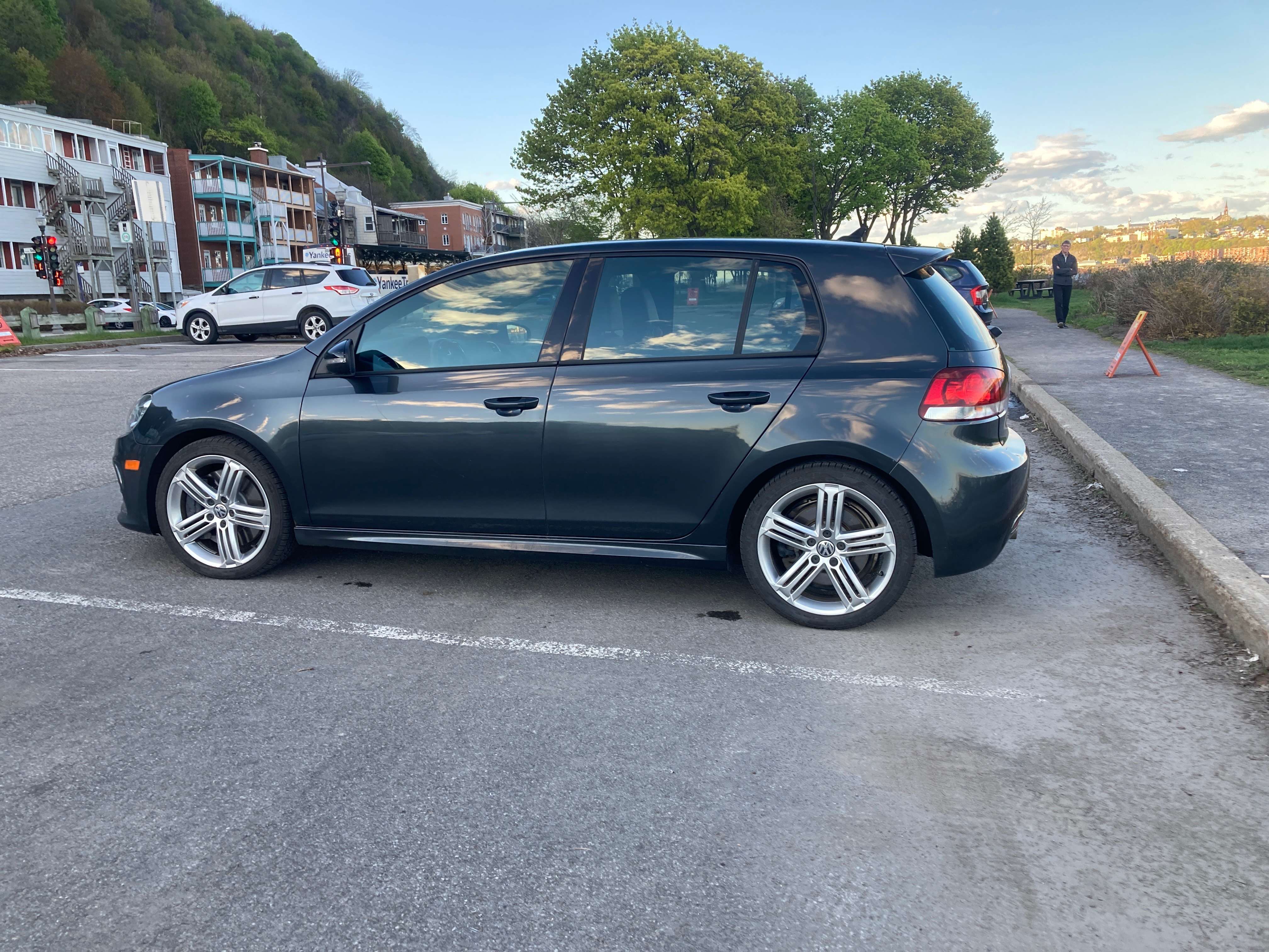 2012 Volkswagen Golf R R alt 3