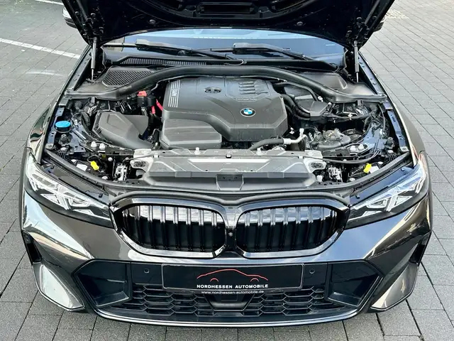 BMW 3 Series view 6