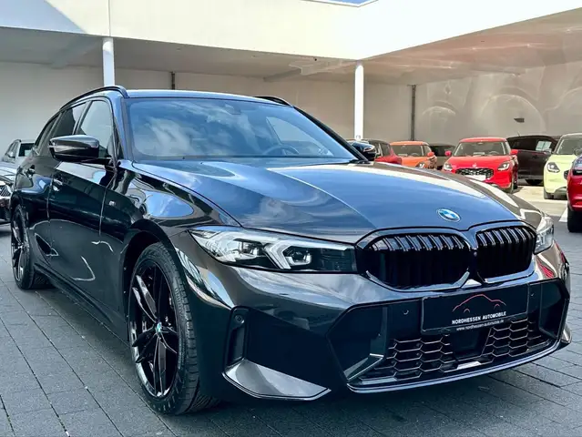 BMW 3 Series view 2