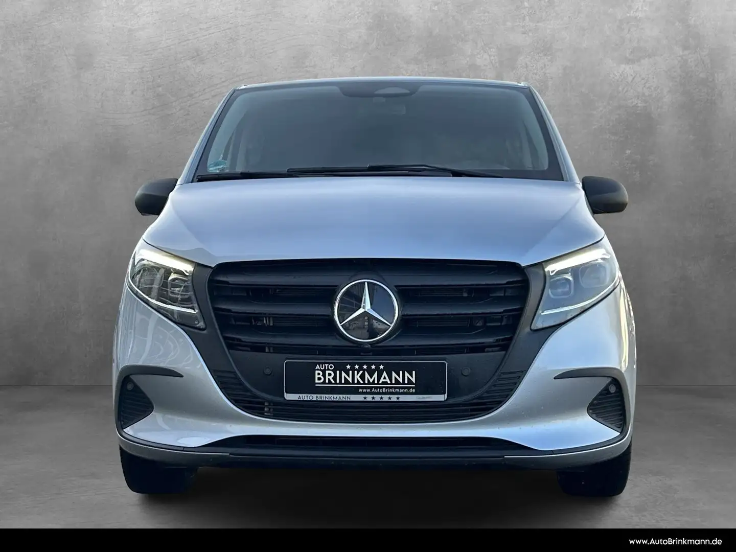 Mercedes-Benz Vito Vito 114 CDI Tourer PRO Extralang SHZ/Totw./MBUX Silber - 2