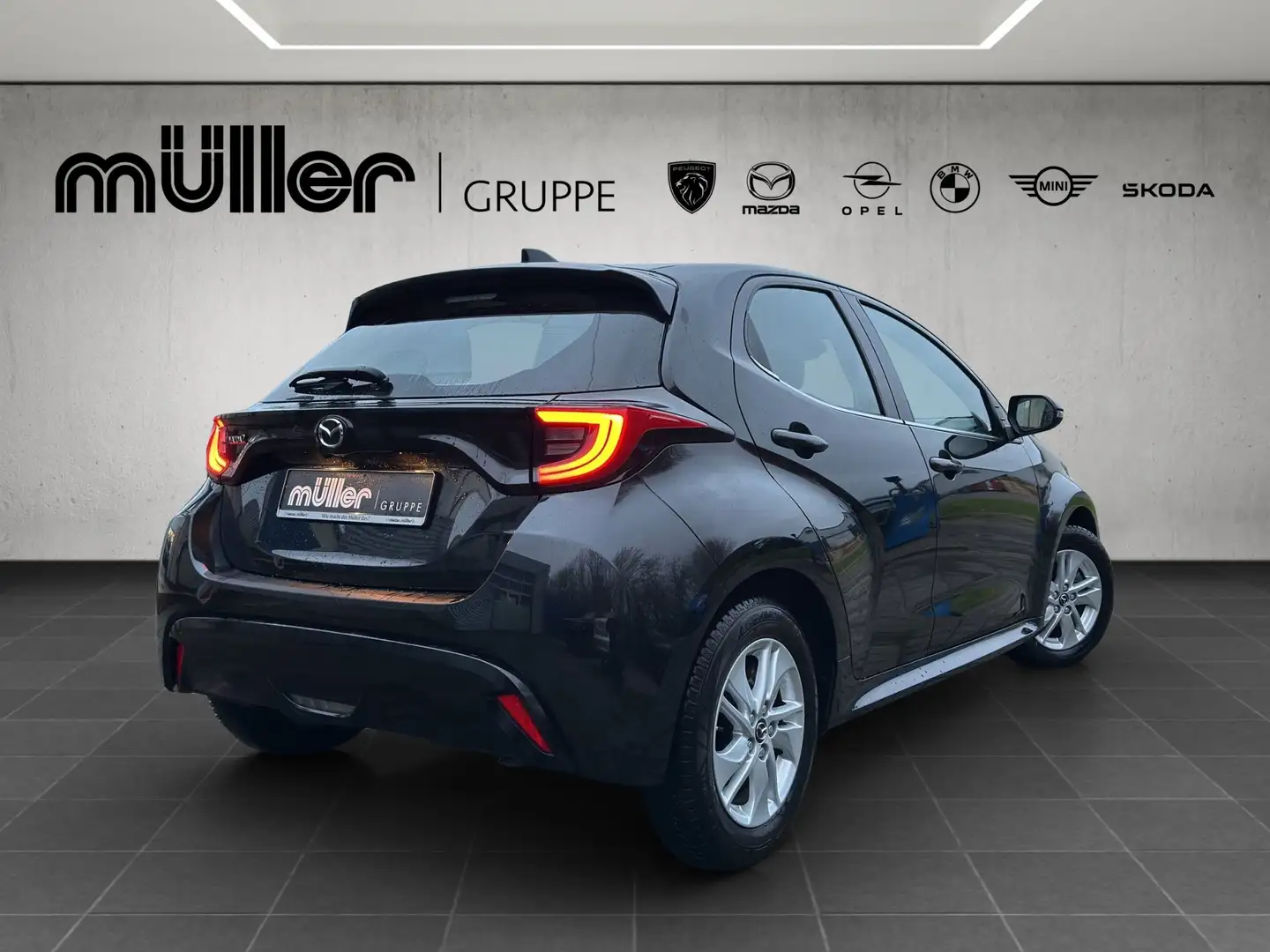 Mazda 2 Hybrid Lim. Agile Schwarz - 2