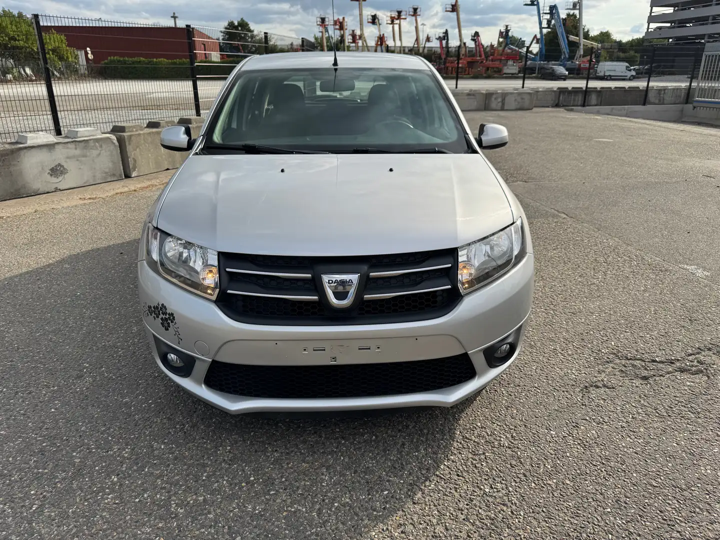 Dacia Sandero Argent - 2