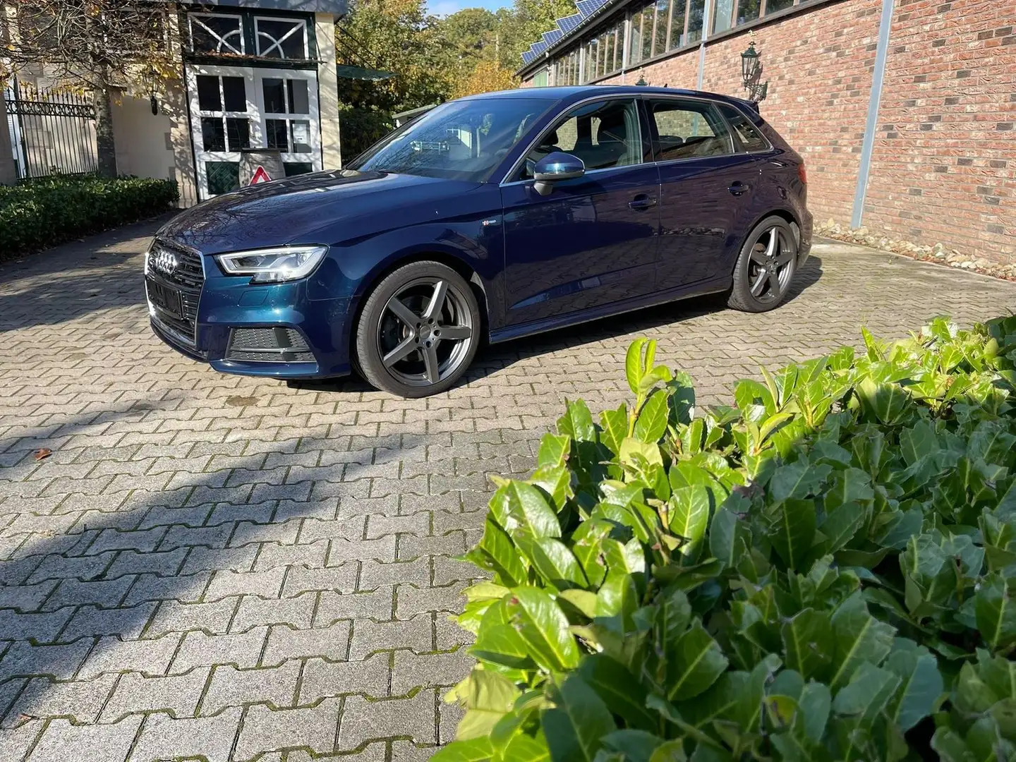 Audi A3 quattro S Line sport Navi Sitzheizung Multi F Azul - 1