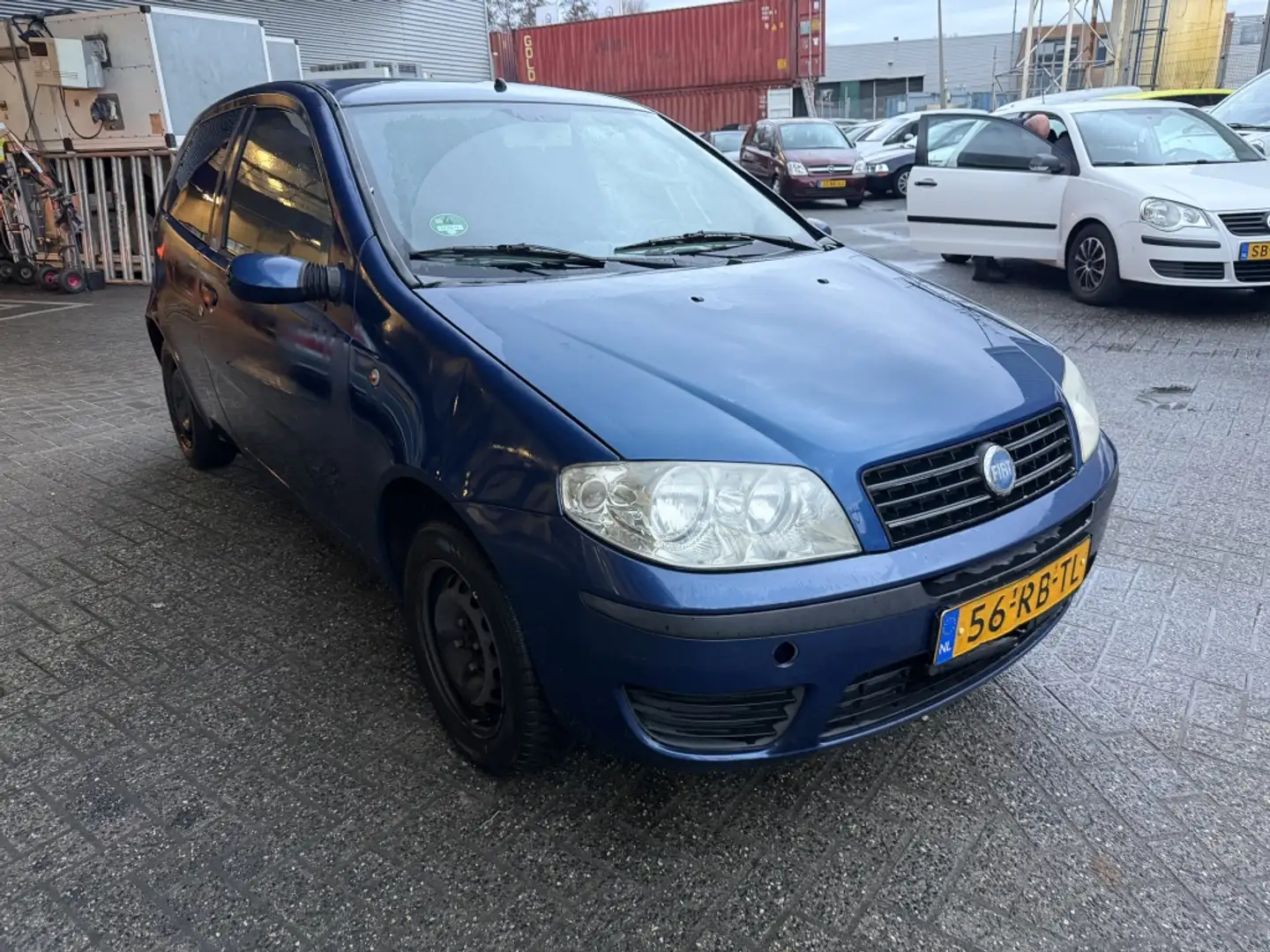 Fiat Punto 1.4-16V Young Blau - 2