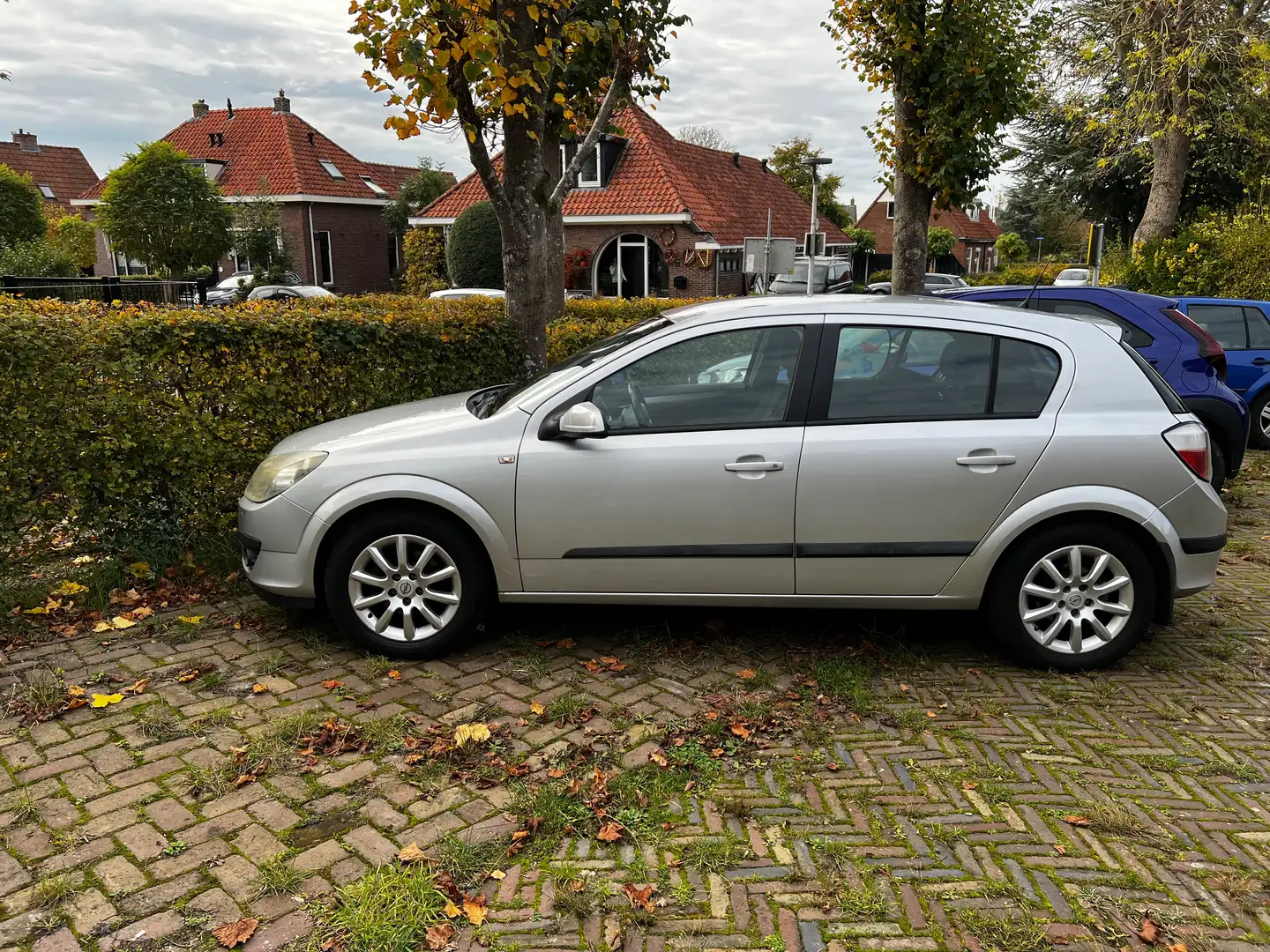 Opel Astra Astra 1.6 Sport Zilver - 2