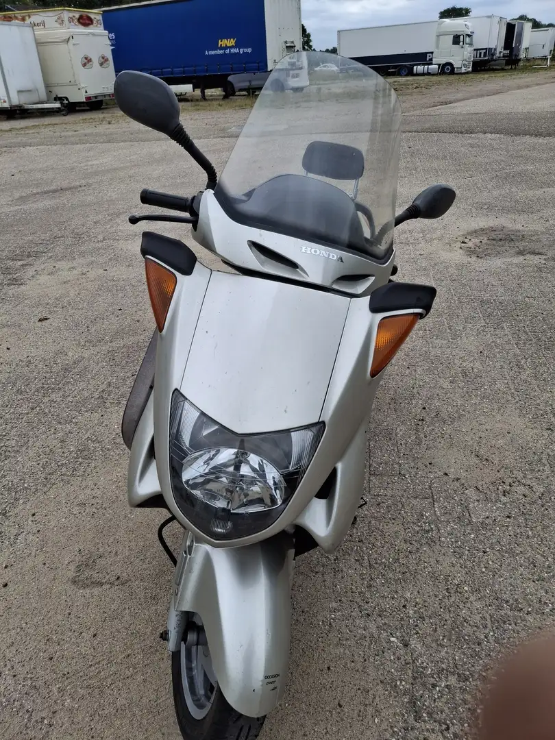 Honda Pantheon 150 Motorscooter Ezüst - 2
