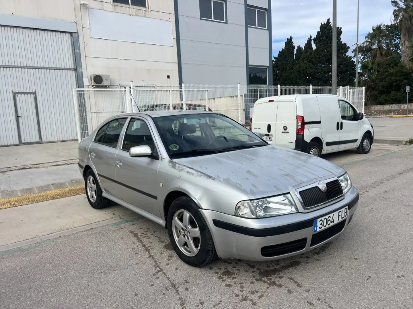 Skoda Octavia Berlina Manual de 5 Puertas Grau - 2
