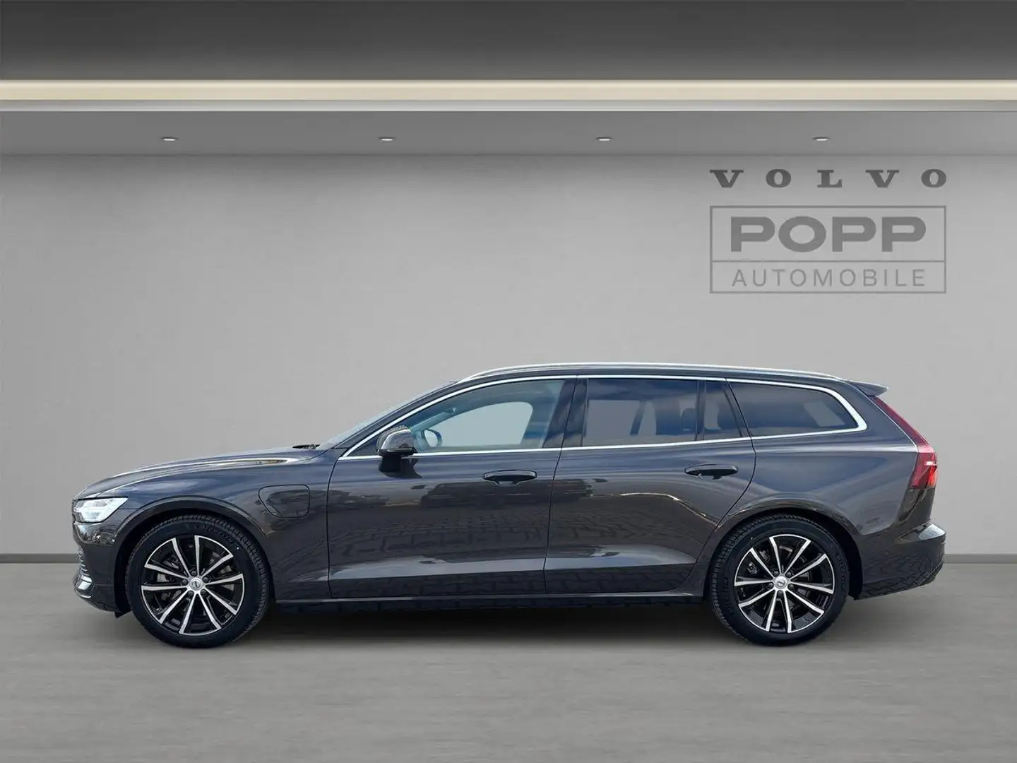 Volvo V60 T6 AWD Recharge Core 360° ACC FHZ H&K 4xSHZ Grau - 2