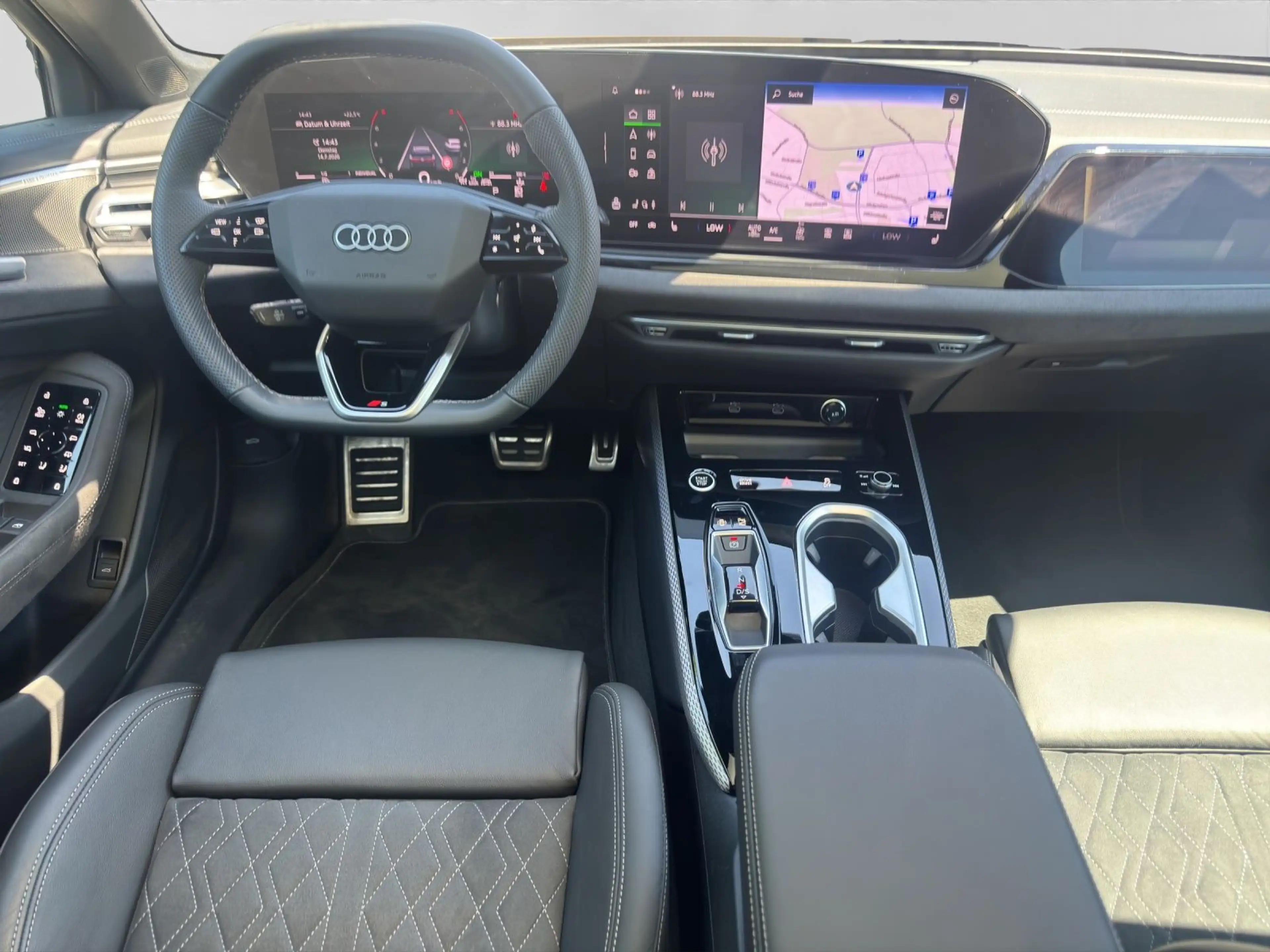 Audi A6 TFSI Q 2x S LINE PANO LM20 ALACANTARA B — photo 5