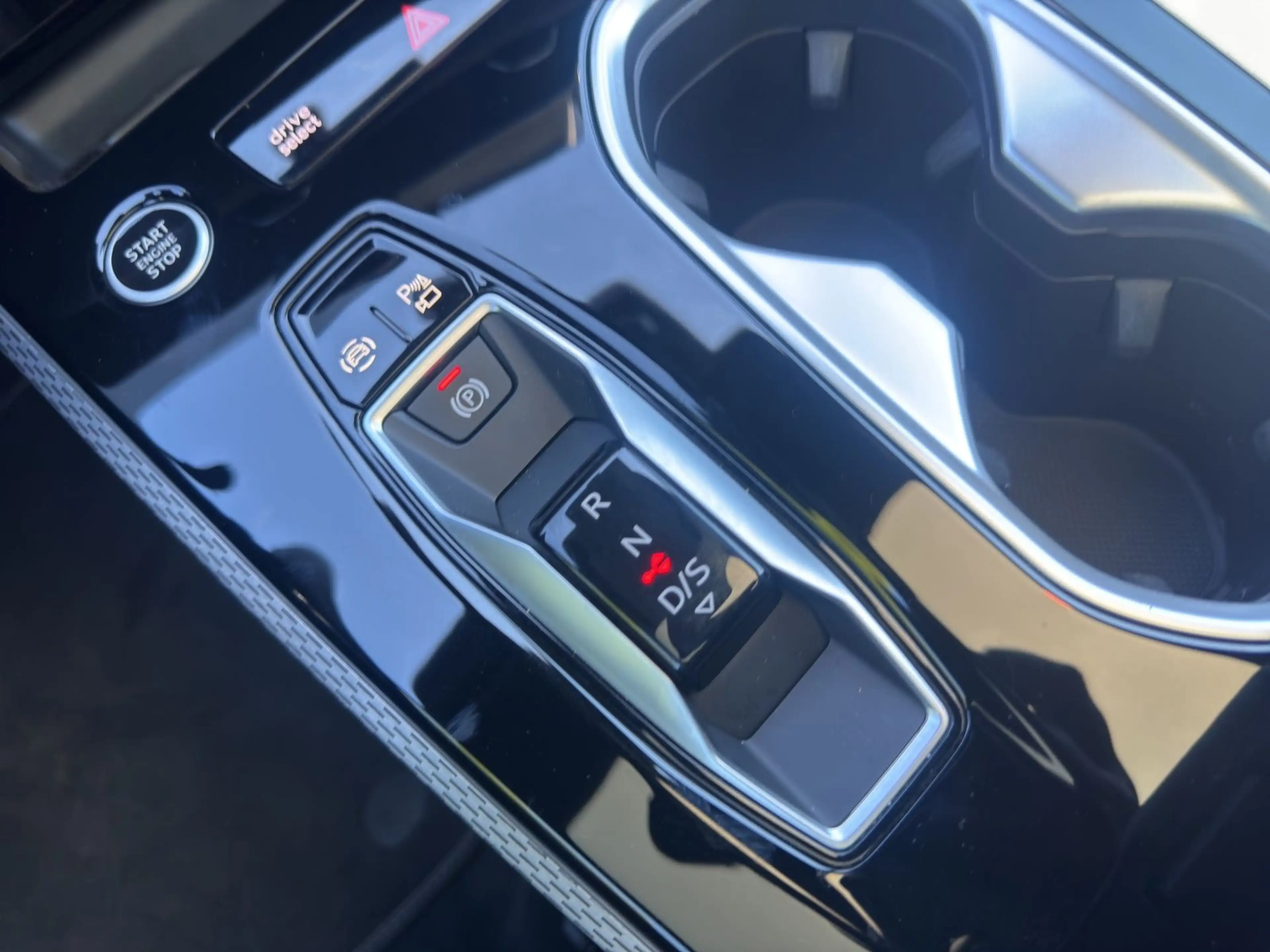 Audi A6 TFSI Q 2x S LINE PANO LM20 ALACANTARA B — photo 11