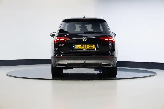 Volkswagen Tiguan Allspace view 20