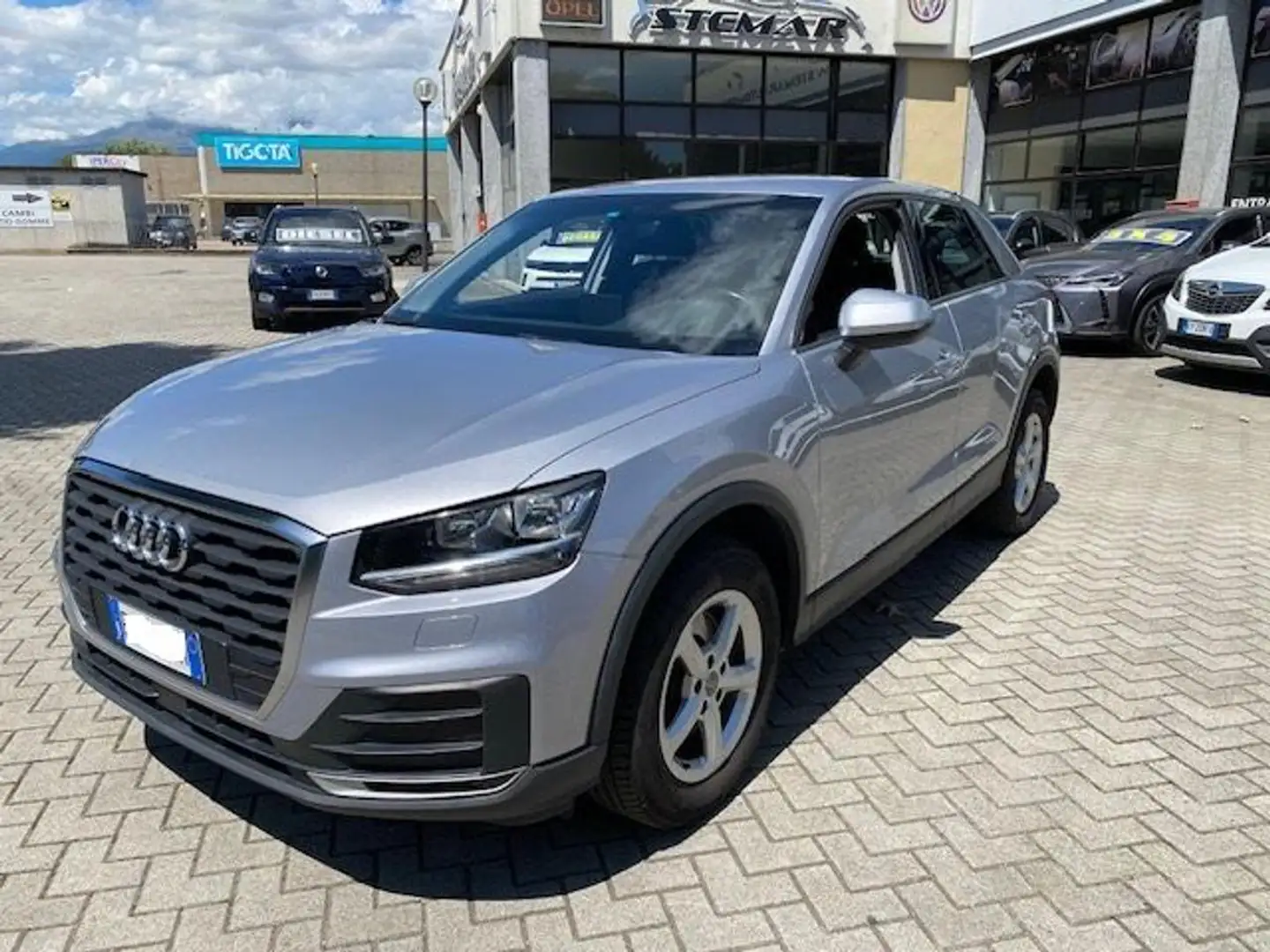 Audi Q2 1.0 TFSI , Clima auto, bluetooth, cerchi, pdc! Argento - 1