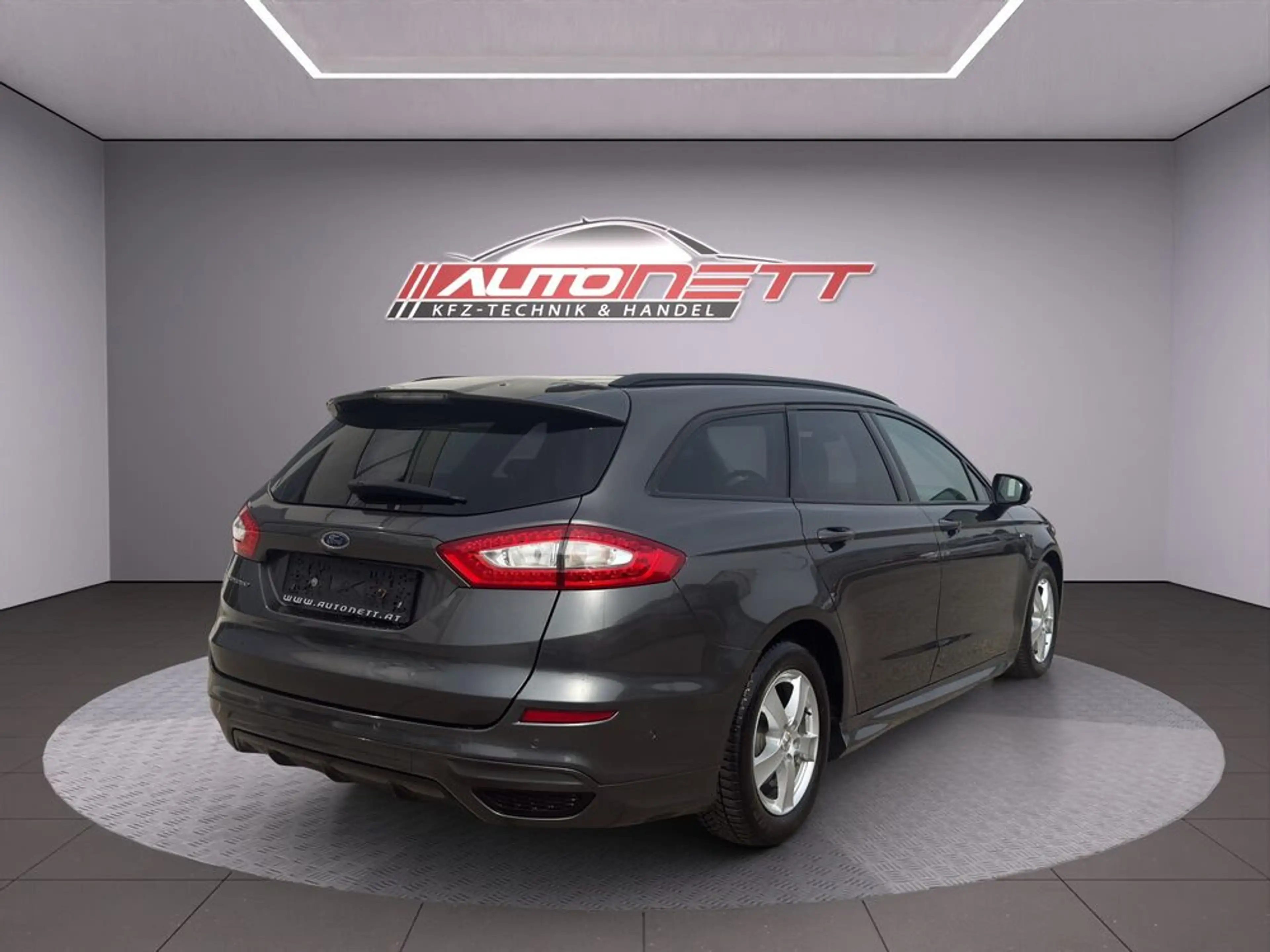 Ford Mondeo ST-Line — photo 5