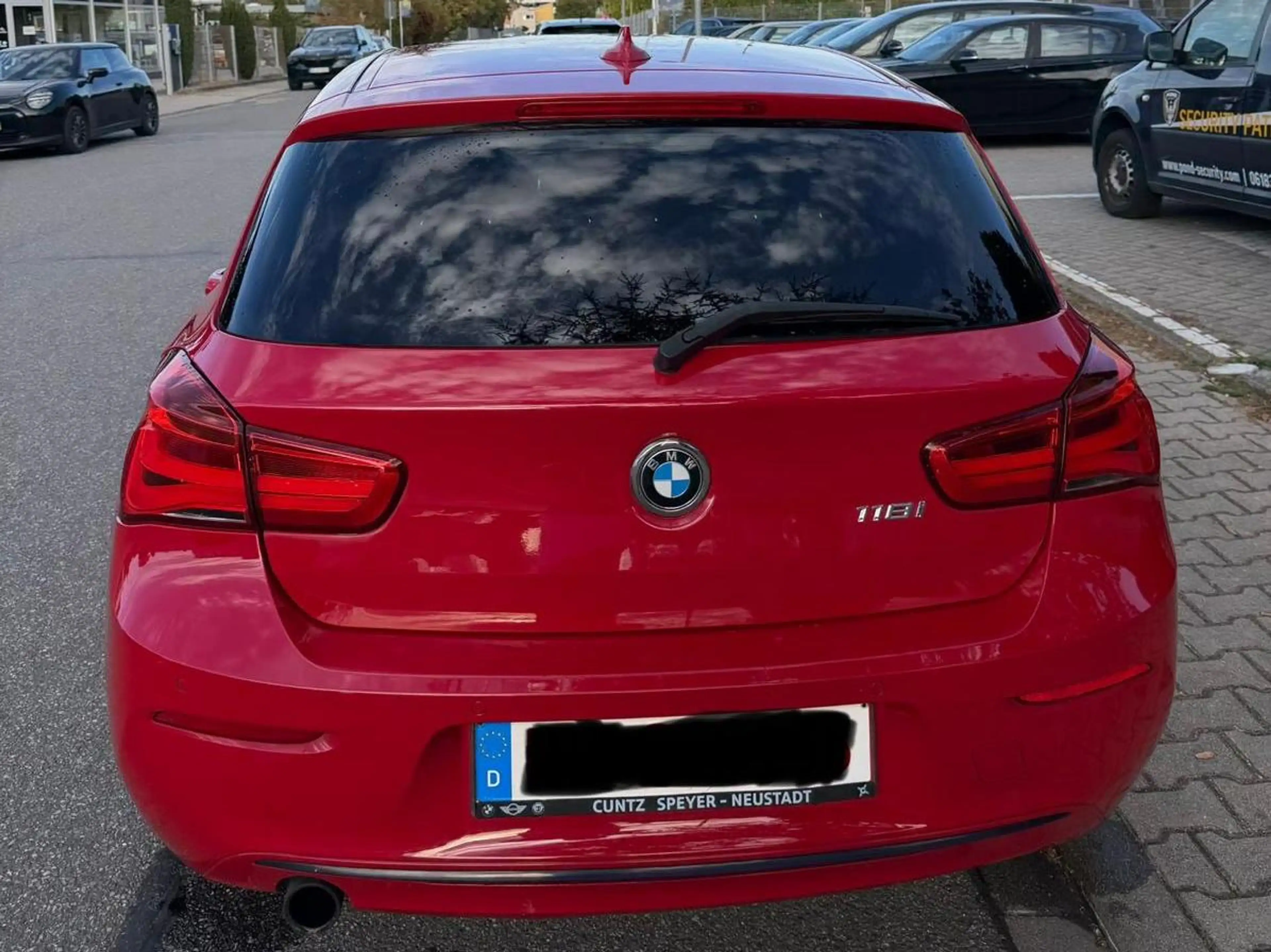 BMW 118 118 i Sport Line,Navi, Lenkradheizung, TÜV Neu — photo 15