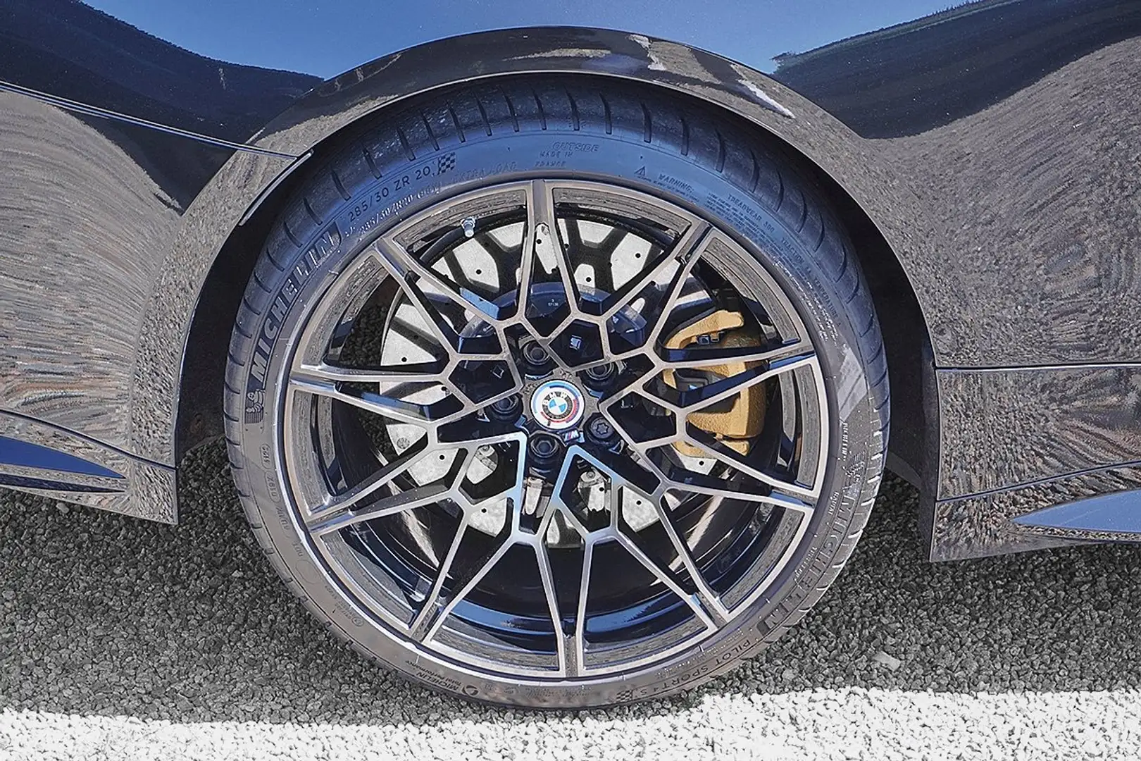 BMW M4 Competition M xDrive Cabrio Laser Carbon-Keramik H Noir - 2