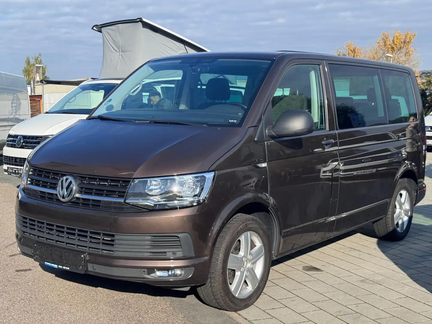 Volkswagen T6 Multivan Multivan DSG/6-Sitzer/Navi/AHK/Kamera/Climatronic Brun - 1
