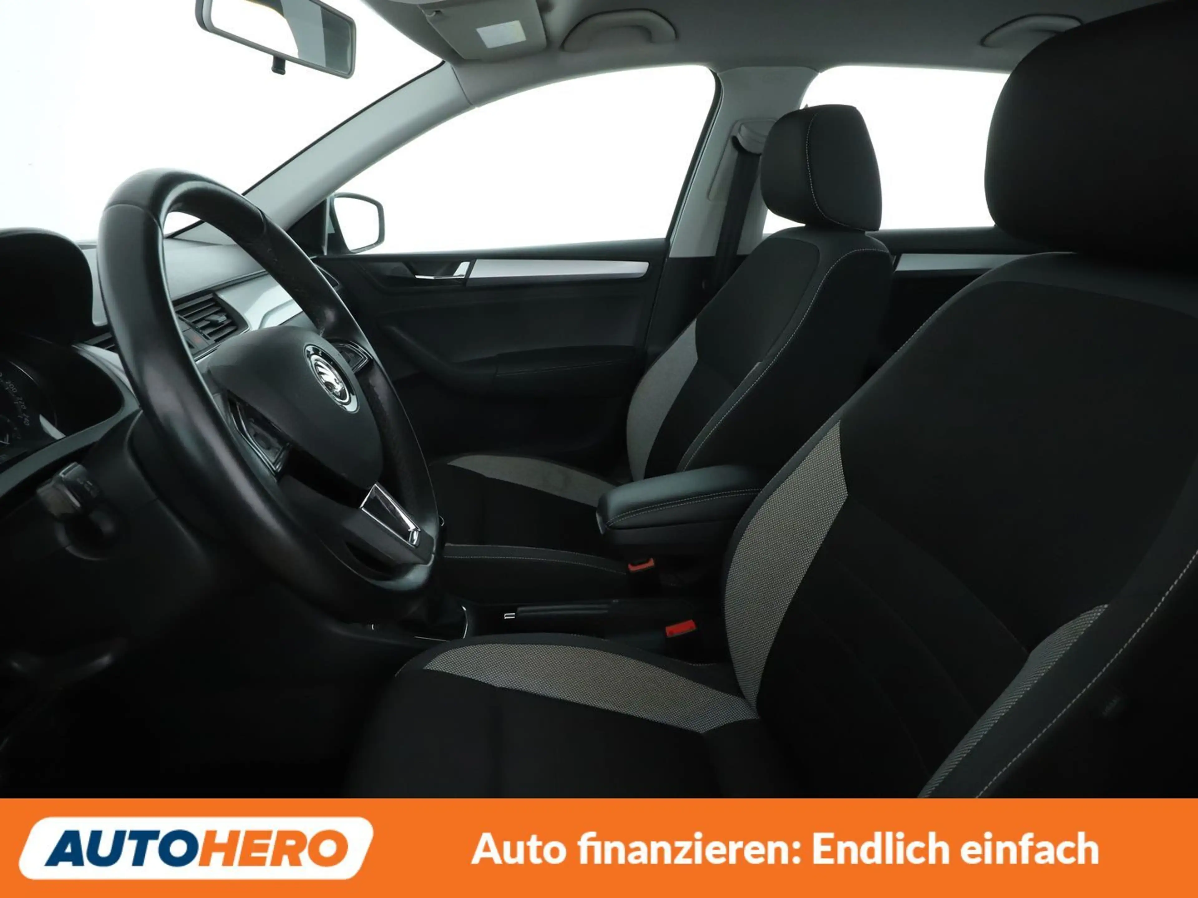Skoda Rapid/Spaceback 1.0 TSI Ambition*PDC*SHZ*KLIMA* — photo 10