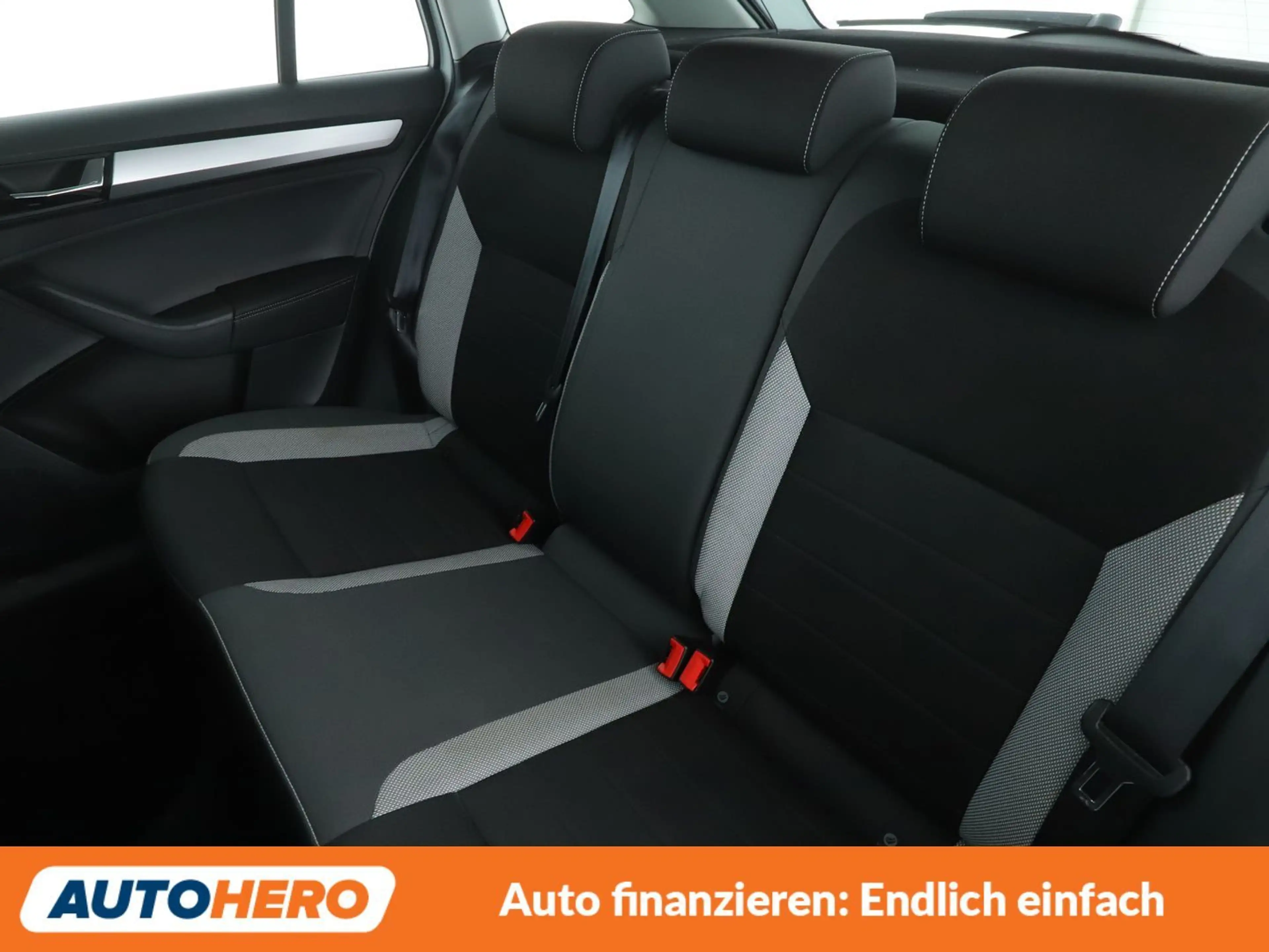Skoda Rapid/Spaceback 1.0 TSI Ambition*PDC*SHZ*KLIMA* — photo 14