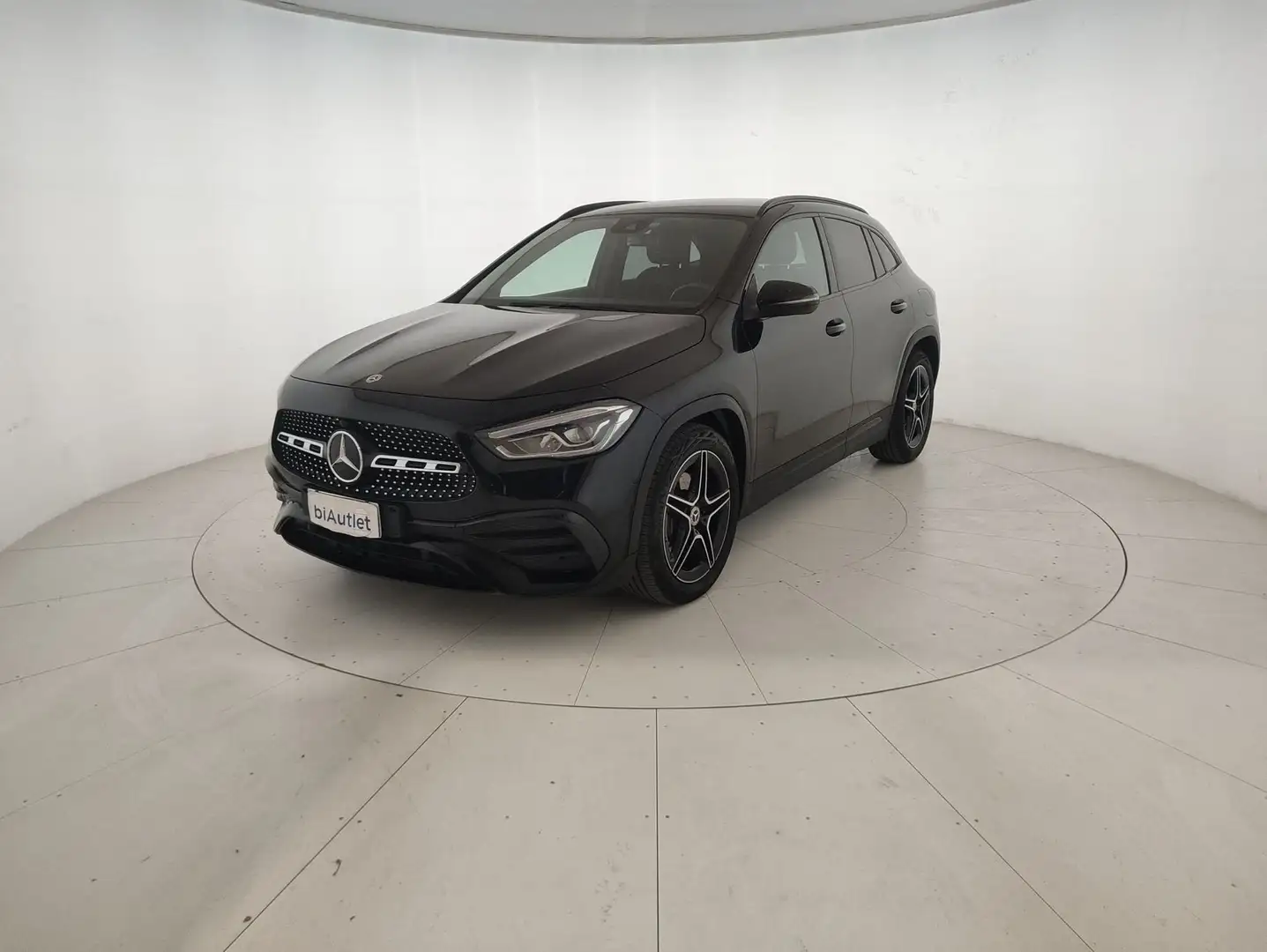 Mercedes-Benz GLA 180 180 d Premium auto Nero - 1