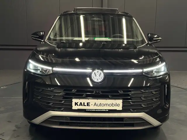 Volkswagen Tayron view 8