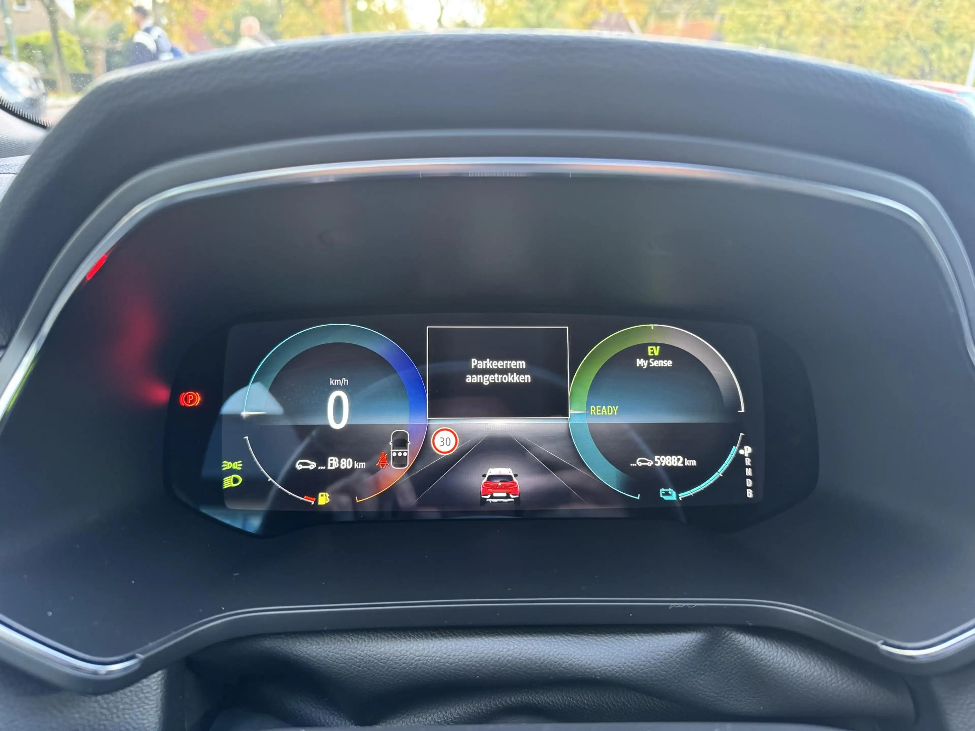 Renault Captur 1.6 E-Tech Hybrid 145 Rive Gauche — photo 16