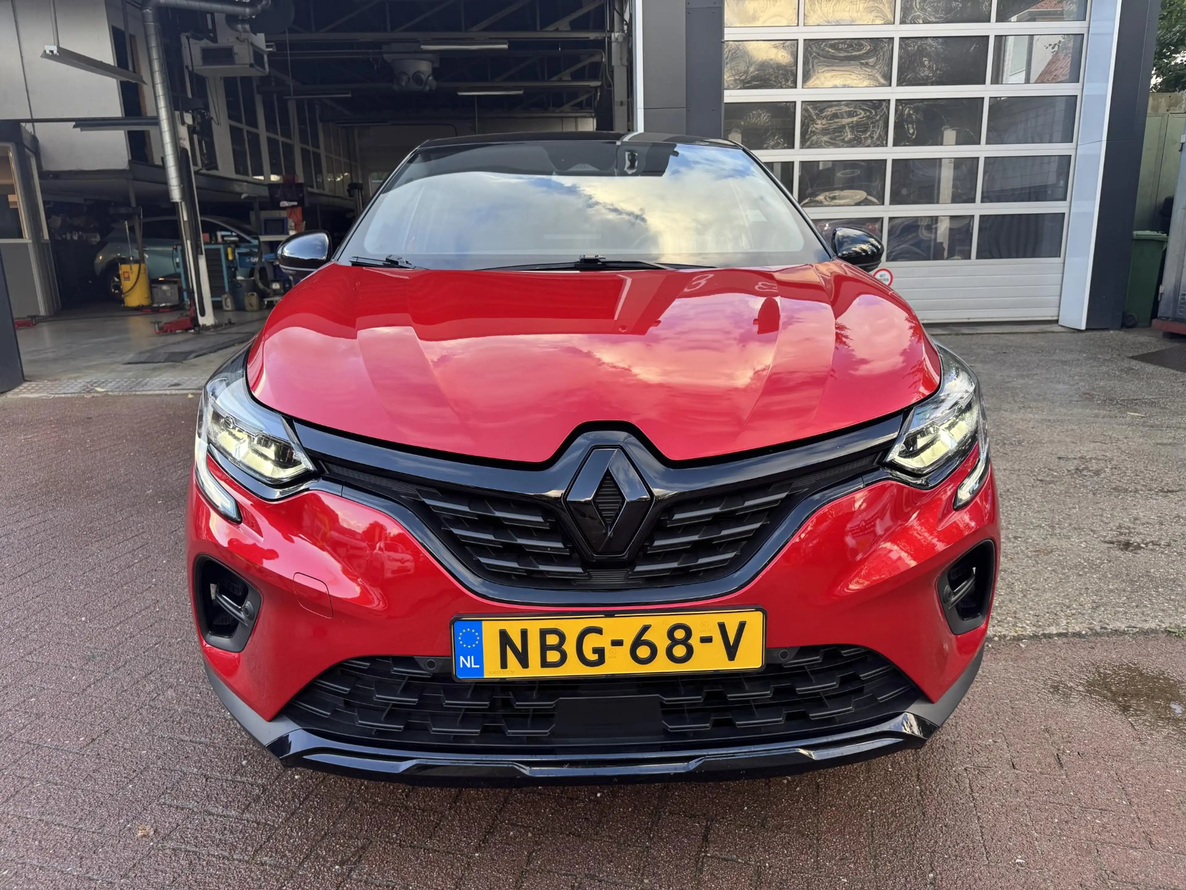 Renault Captur 1.6 E-Tech Hybrid 145 Rive Gauche — photo 2