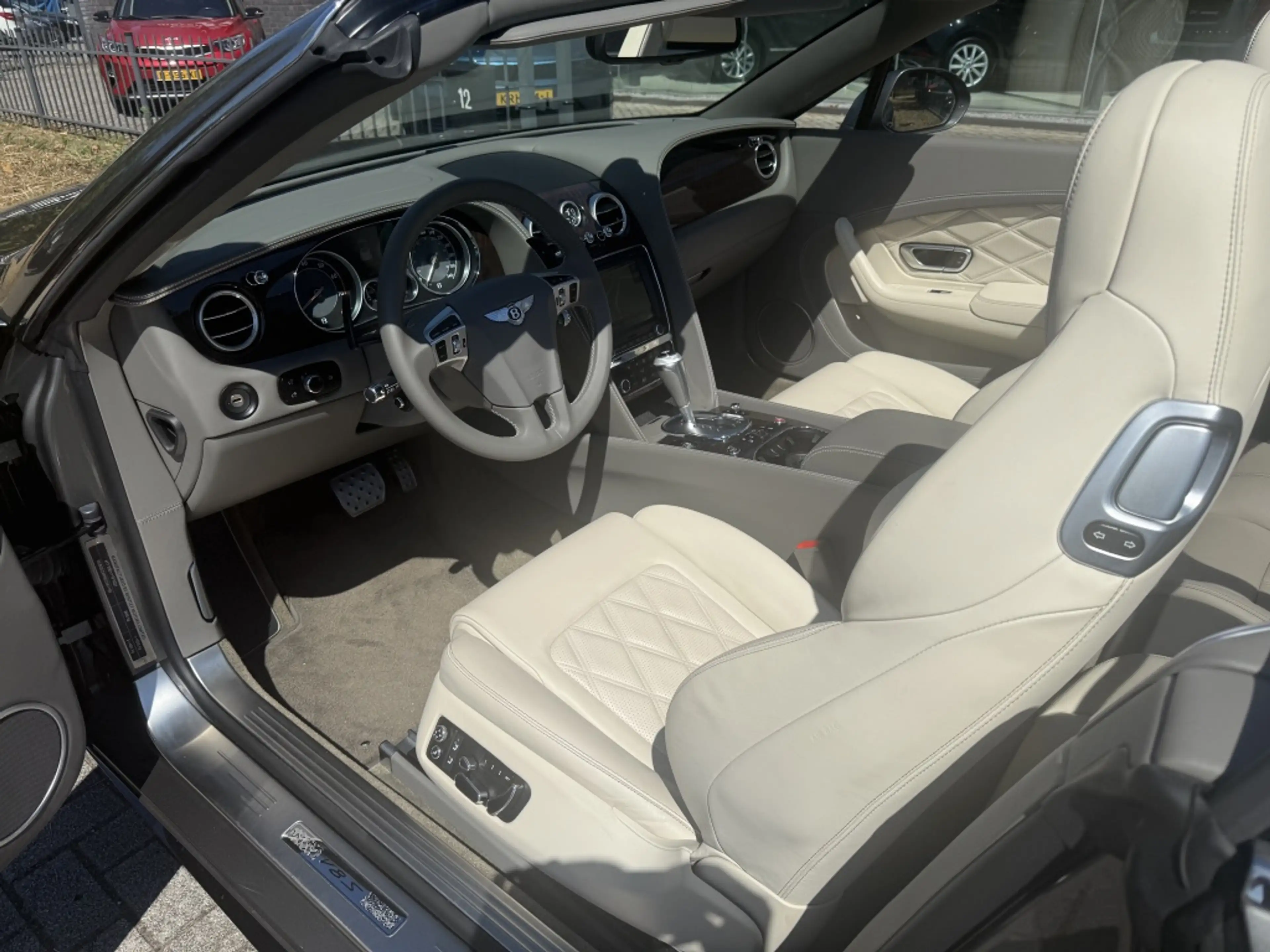 Bentley Continental GTC 4.0 V8S | Super staat! | Nek/stoelverw | 15dkm! | — photo 11