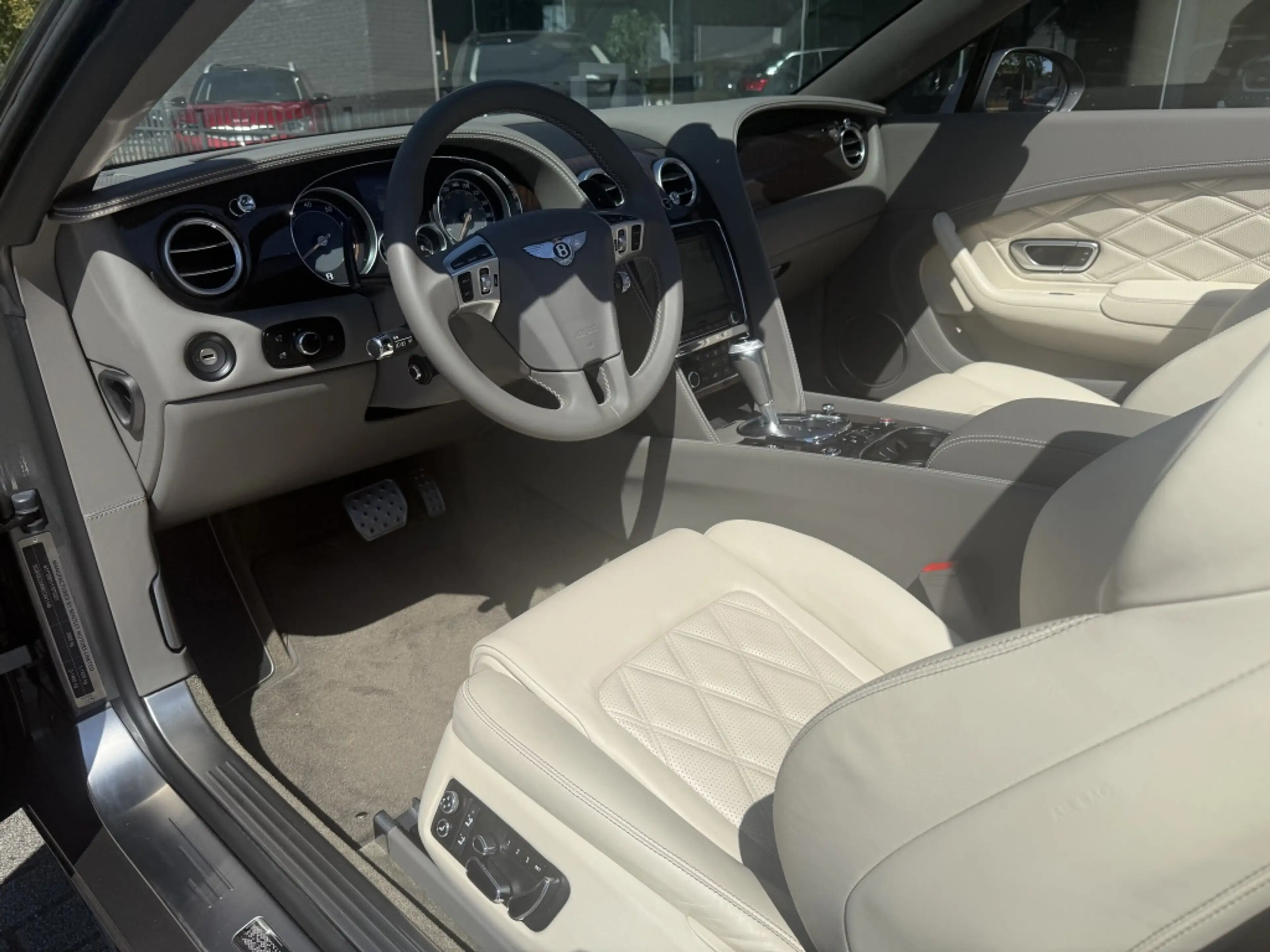 Bentley Continental GTC 4.0 V8S | Super staat! | Nek/stoelverw | 15dkm! | — photo 2