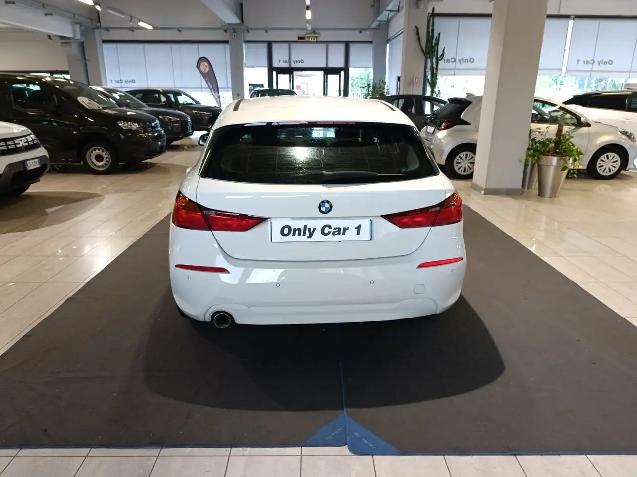 BMW 116 116d 5p automatica, миниатюра 4