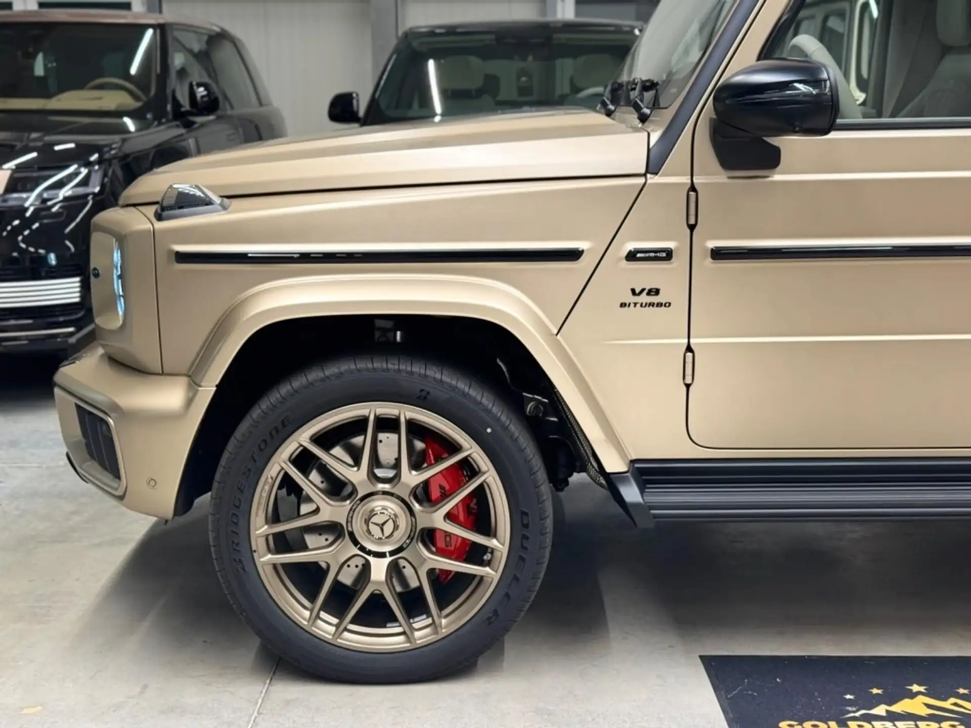 벤츠 G-Class G 63 AMG 2026 베이지 사진 4