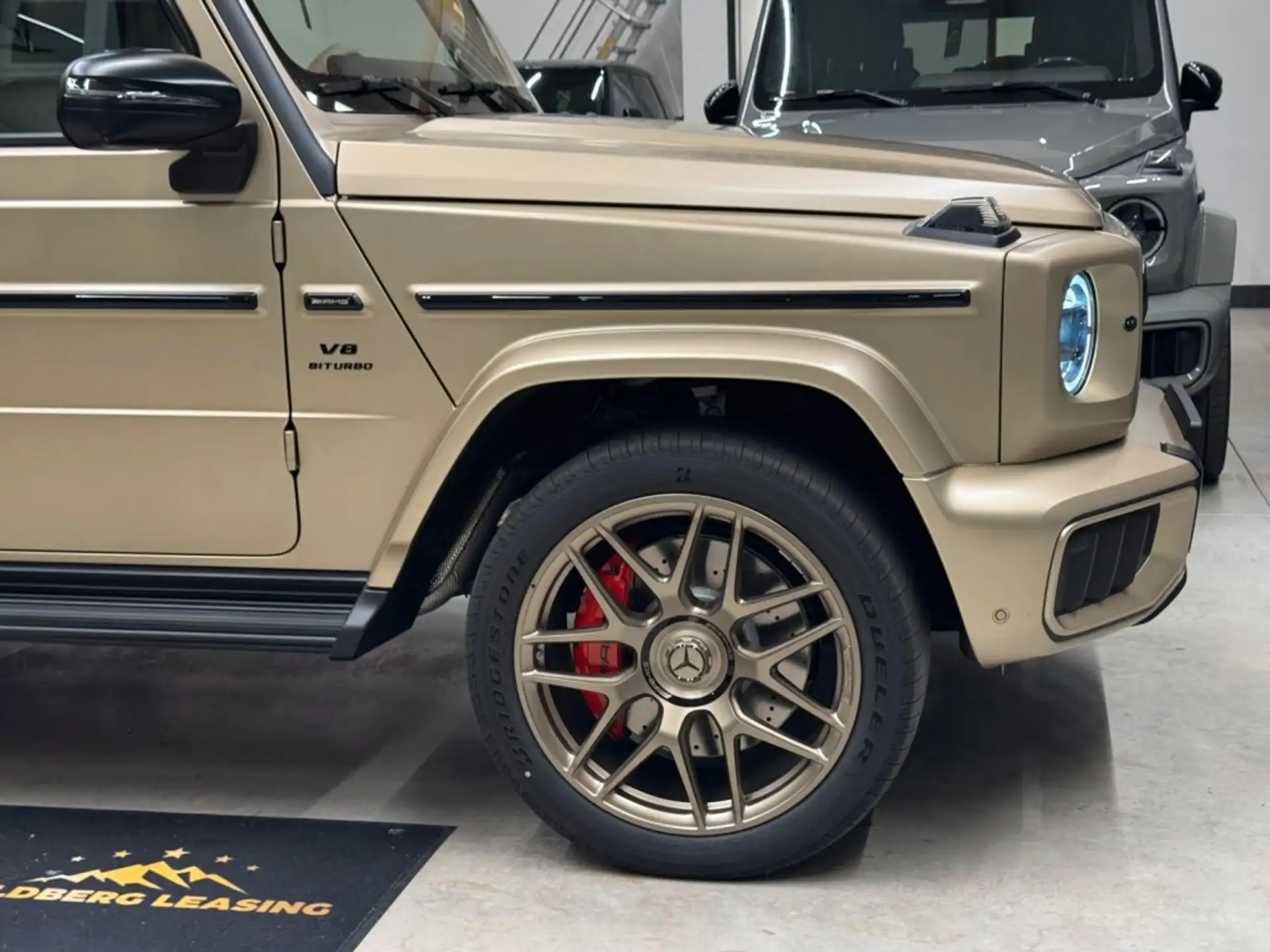 벤츠 G-Class G 63 AMG 2026 베이지 사진 6