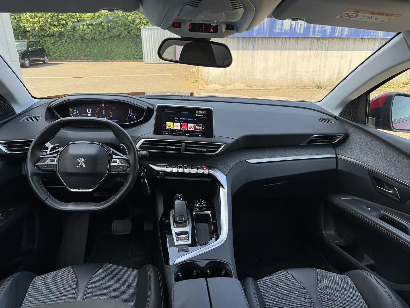 Peugeot 3008 PureTech 130 Stop & Start EAT6 Allure - 1