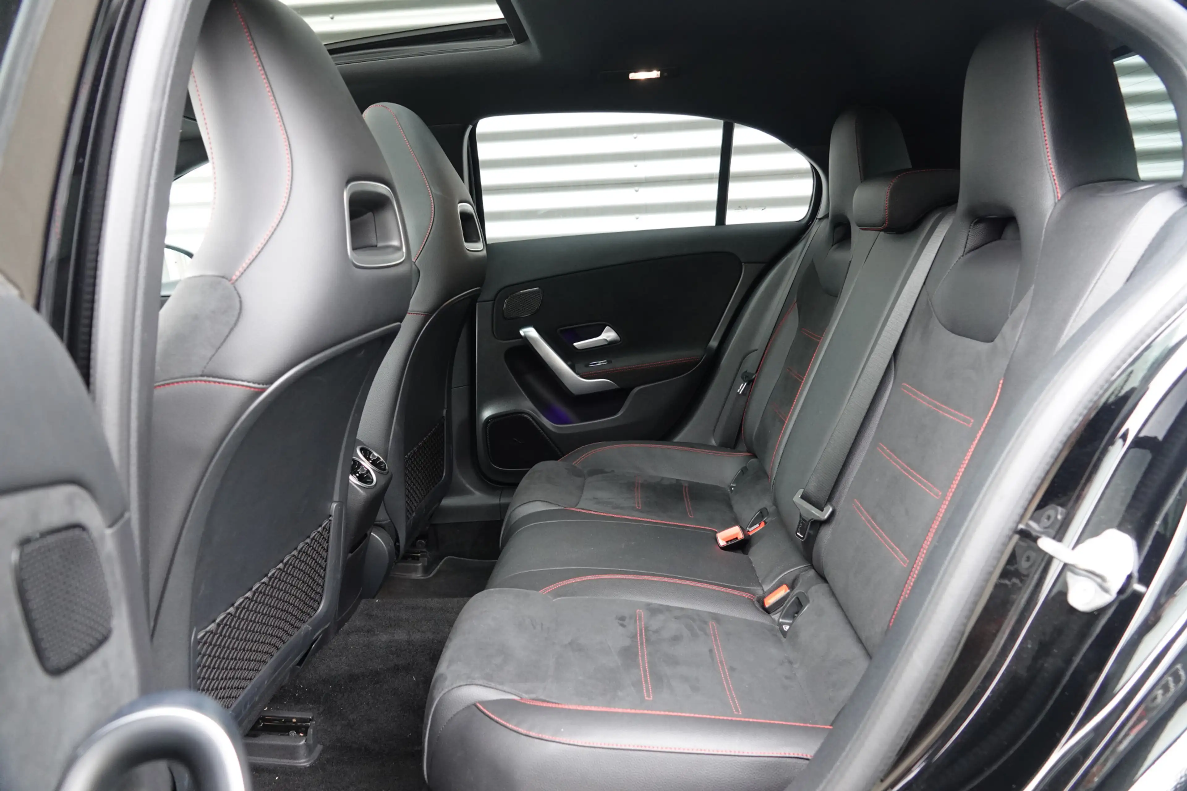 Mercedes-Benz A 250 Premium Plus AMG Line | Nightpakket | Pano | Camer — photo 12