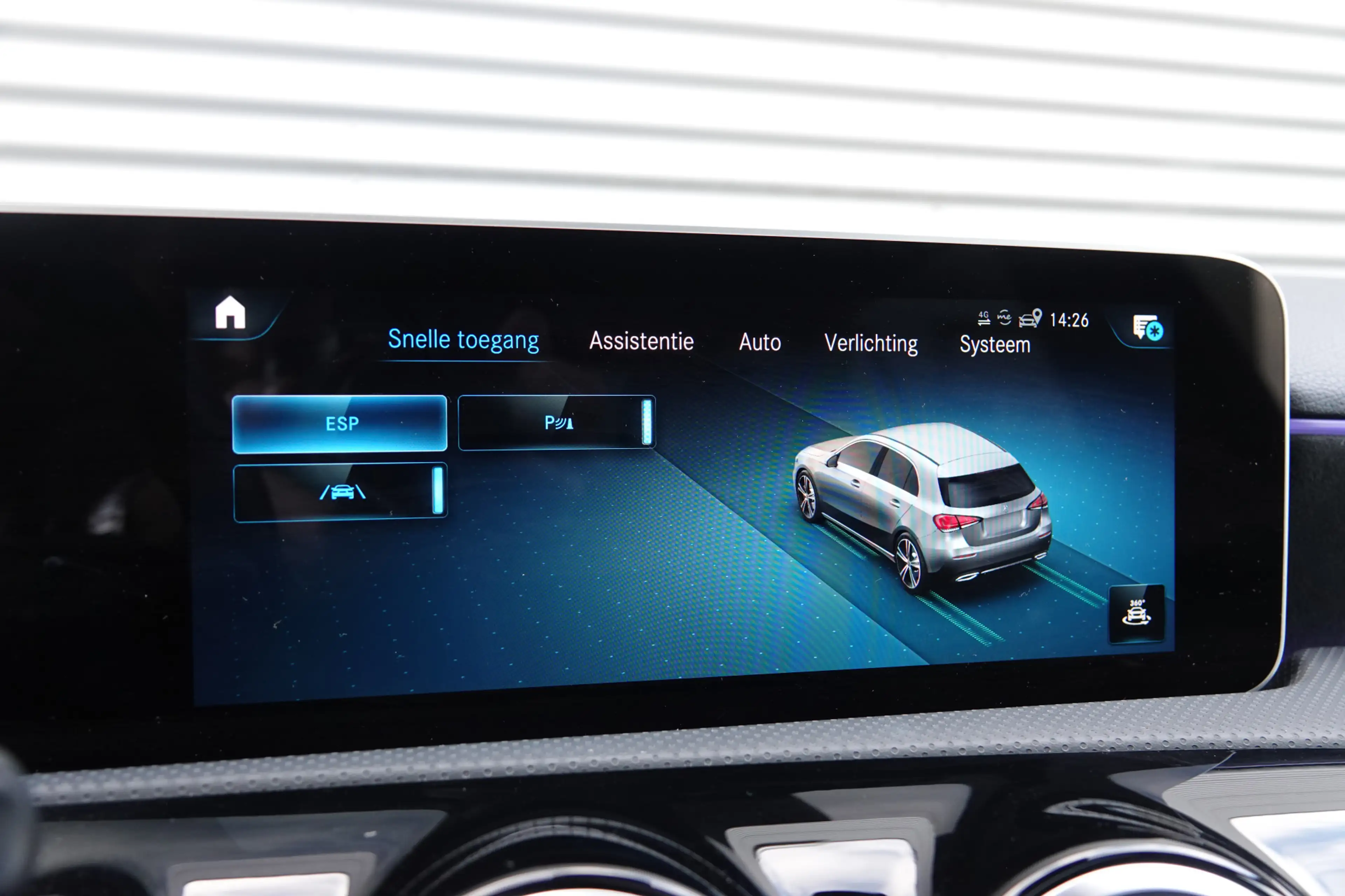 Mercedes-Benz A 250 Premium Plus AMG Line | Nightpakket | Pano | Camer — photo 31