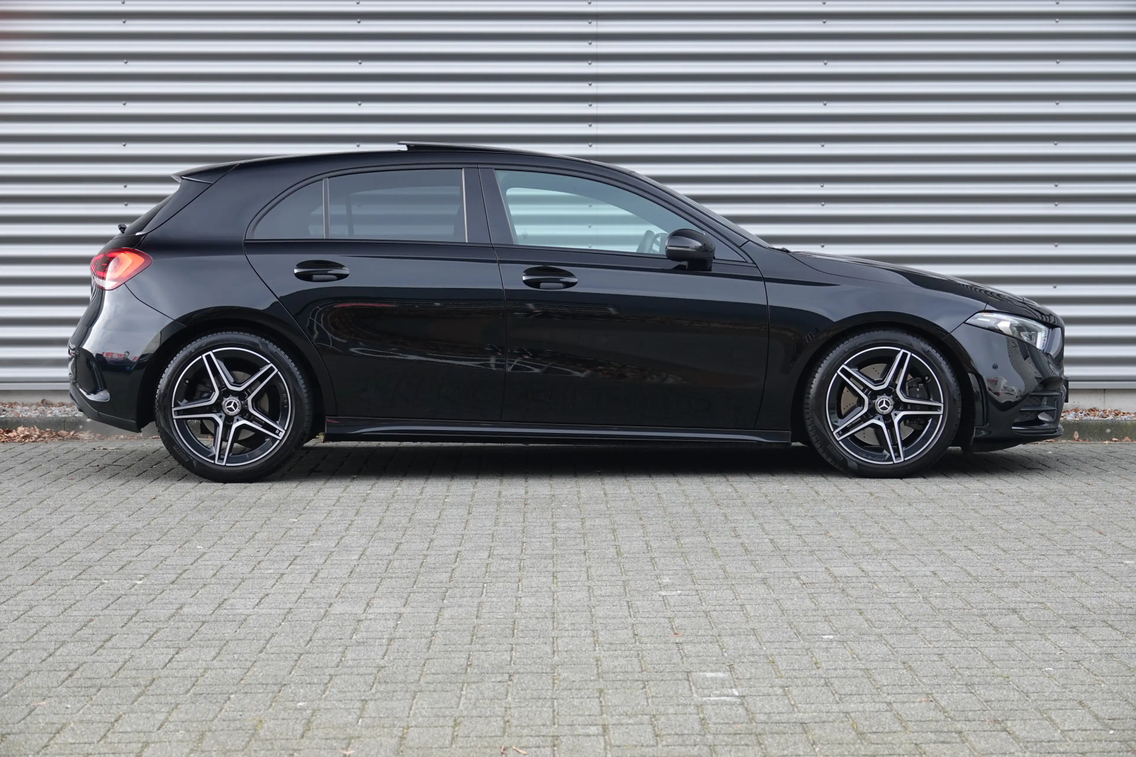 Mercedes-Benz A 250 Premium Plus AMG Line | Nightpakket | Pano | Camer — photo 24