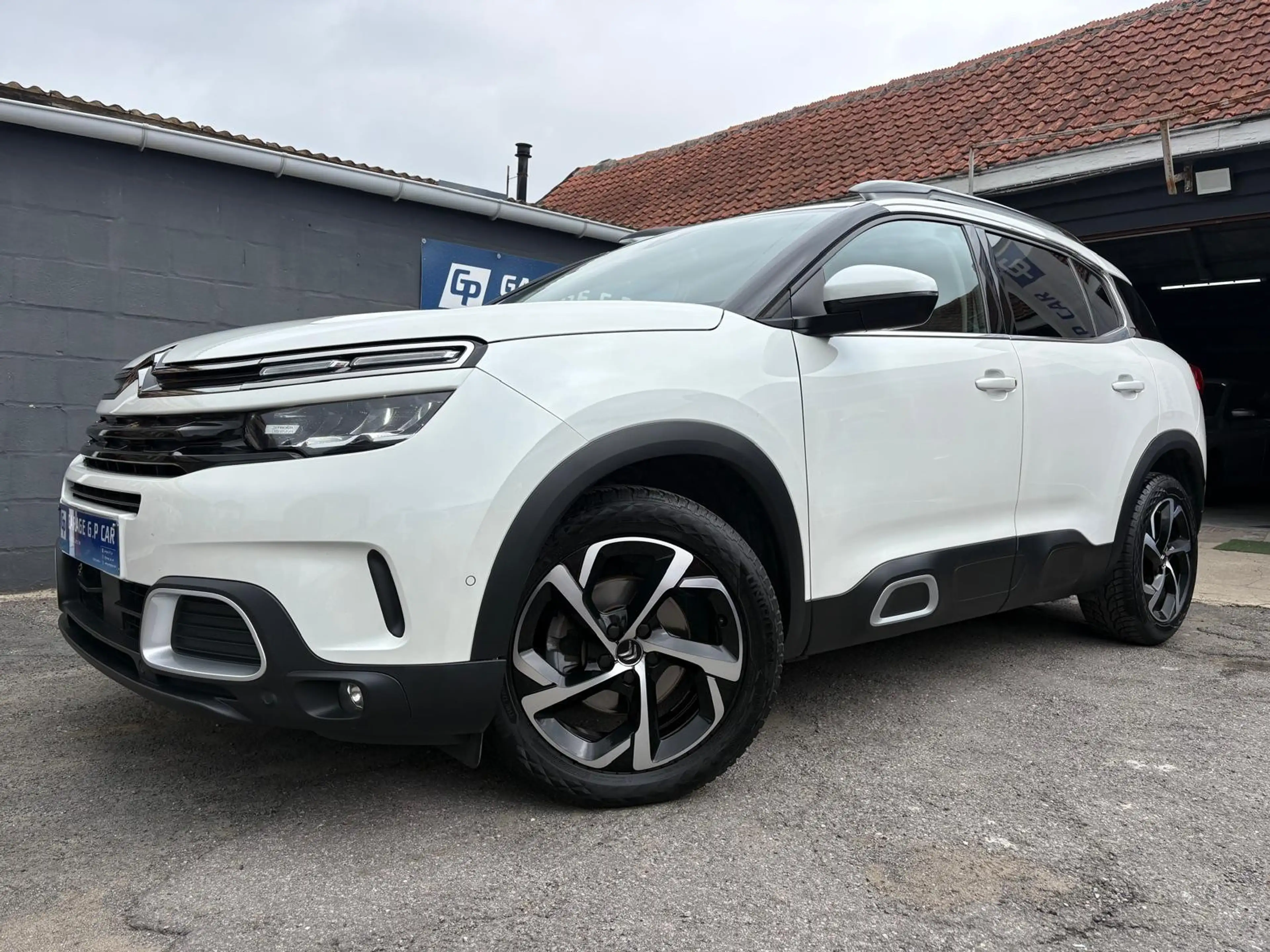 Citroen C5 Aircross 1.5 BlueHDi Business Lounge EAT8 S&S | | TVA