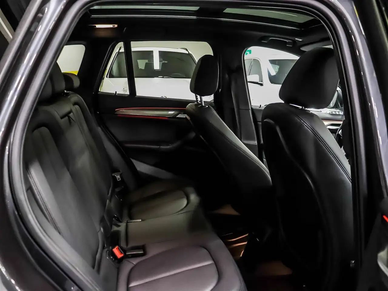 BMW X1 снимка BMW X1