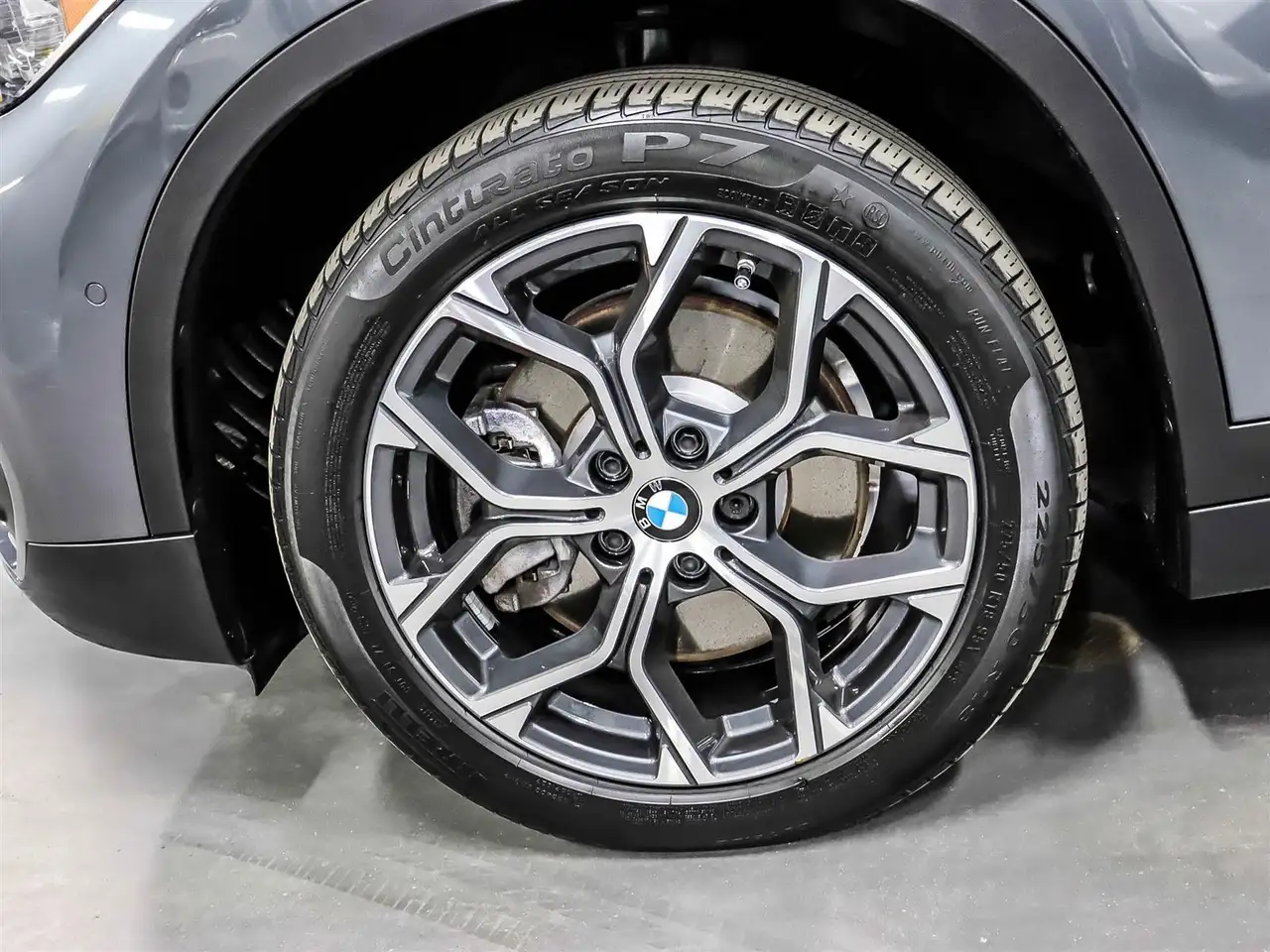 BMW X1 снимка BMW X1