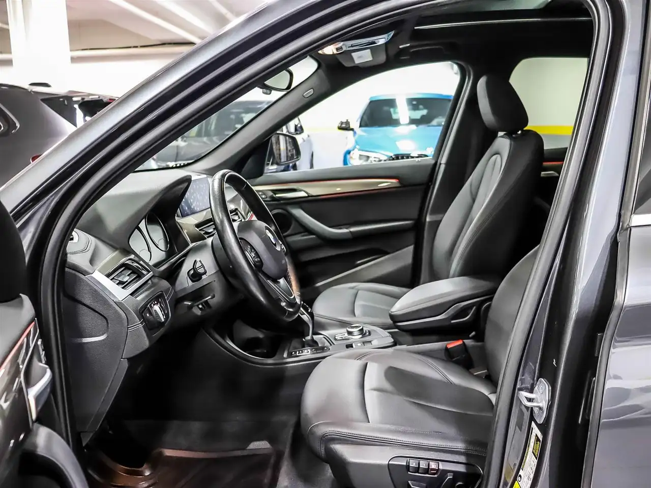 BMW X1 снимка BMW X1