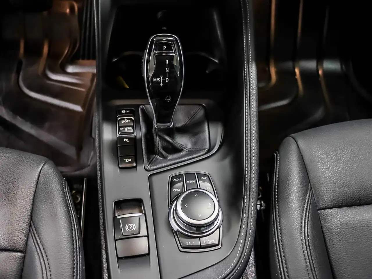 BMW X1 снимка BMW X1