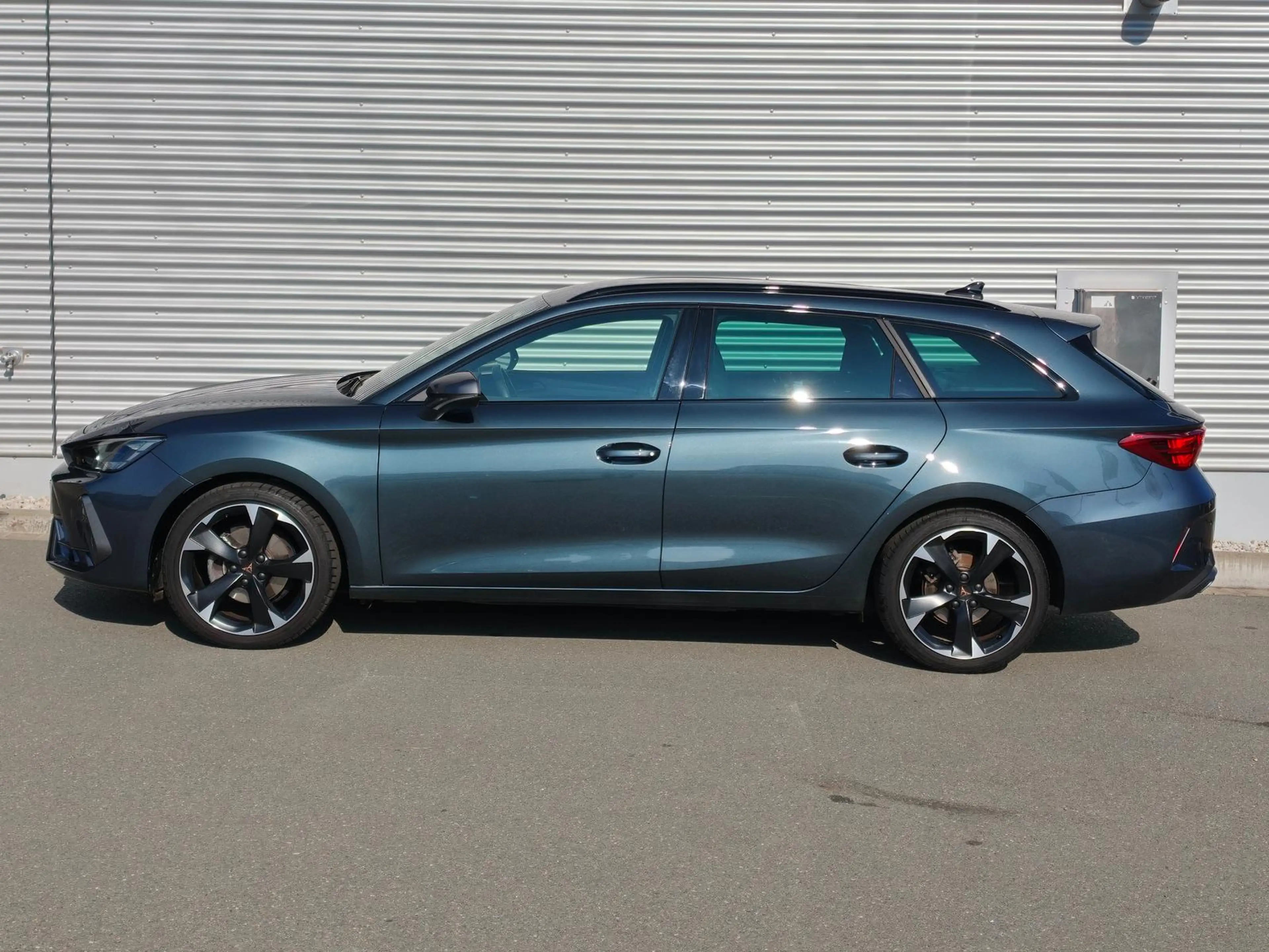 CUPRA Leon SPORTSTOURER 1.5eTSI DSG AHK/MATRIX/NAVI — photo 9