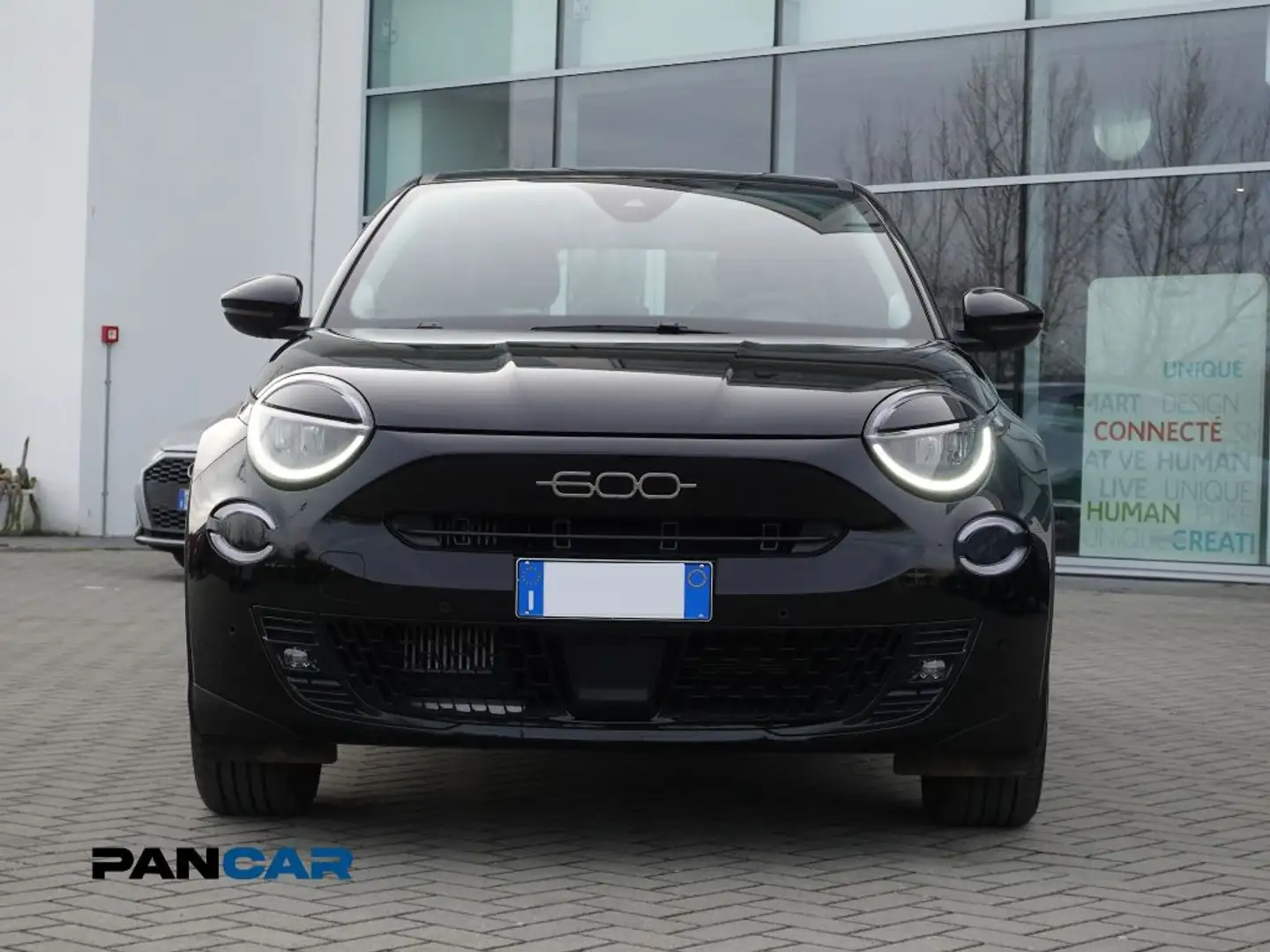 Fiat 600 1.2 hybrid POP 145cv auto Schwarz - 2