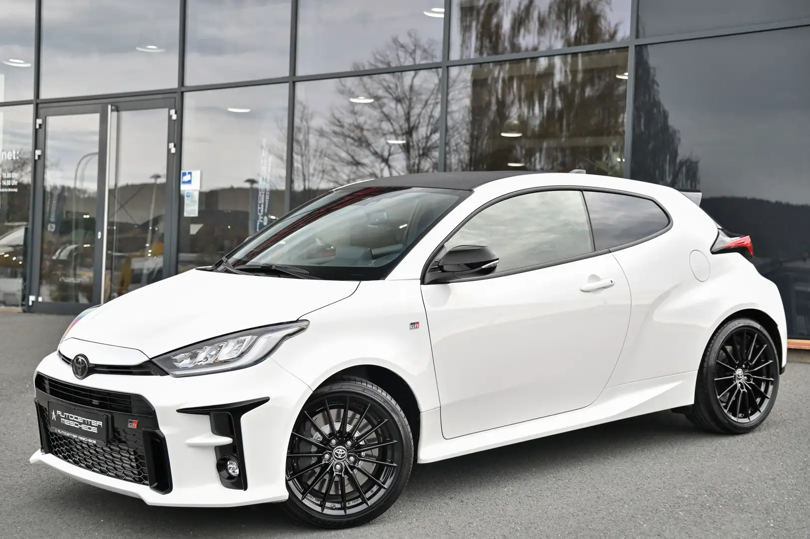 Toyota Yaris GR Carplay* Key* Kamera* ACC* LED* 18 Zoll Blanc - 2