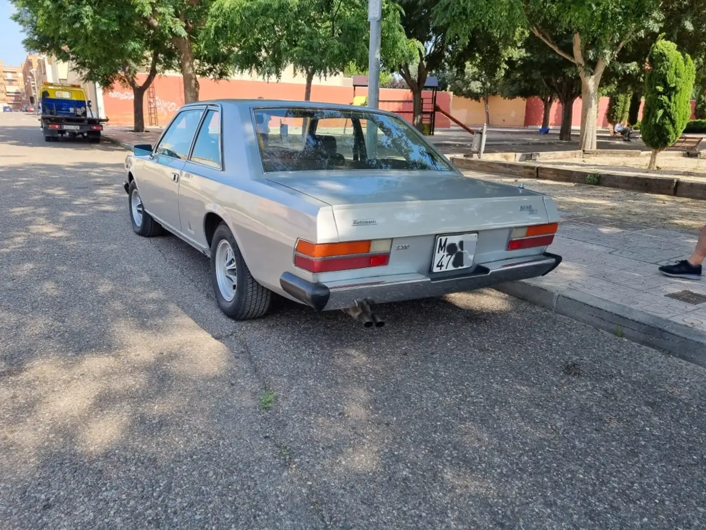 Fiat 130 Deportivo Automático de 2 Puertas Grau - 1