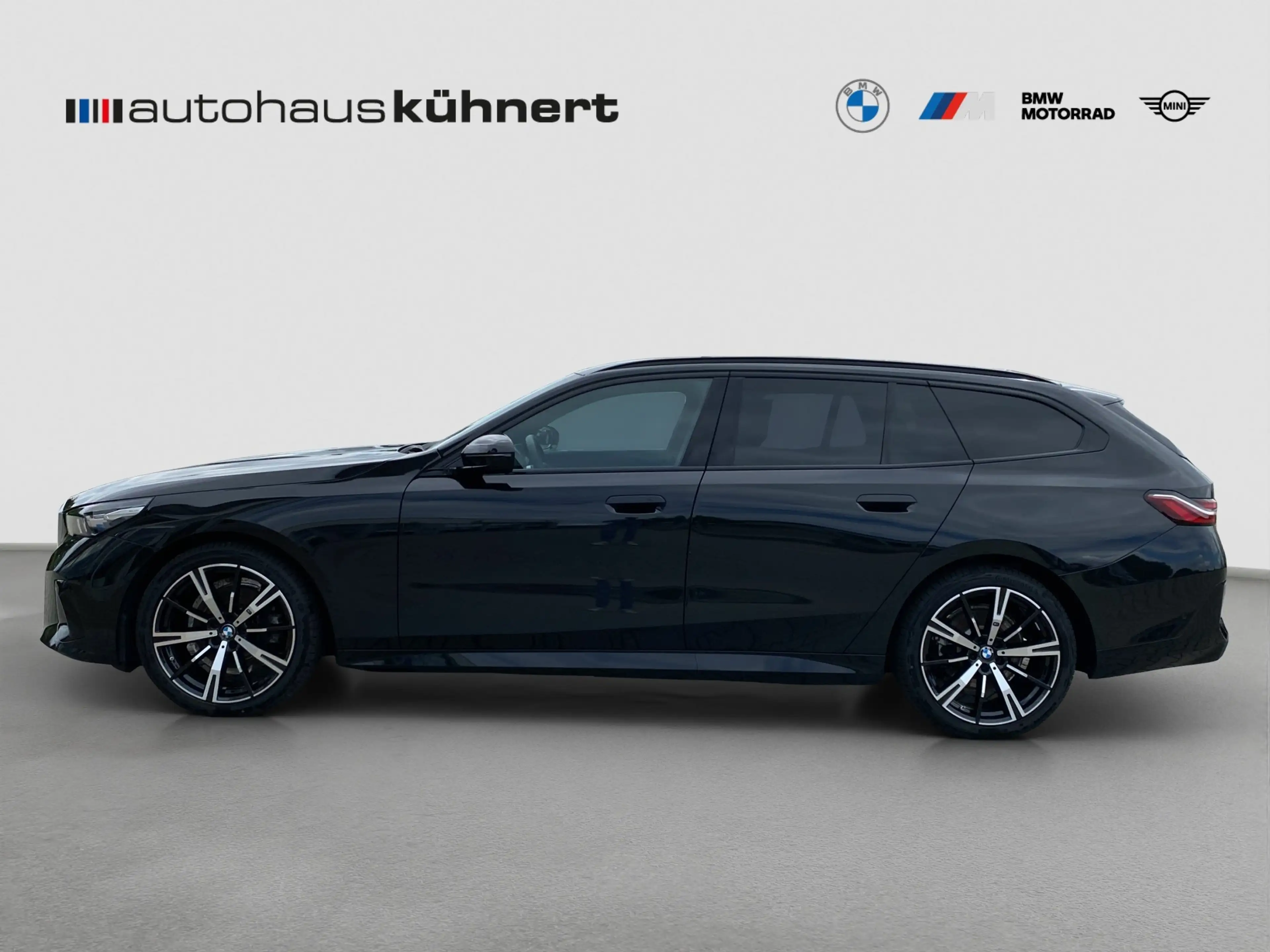 BMW 520 d xDrive Touring ///M-Sport ACC Standhzg. AHK — photo 4