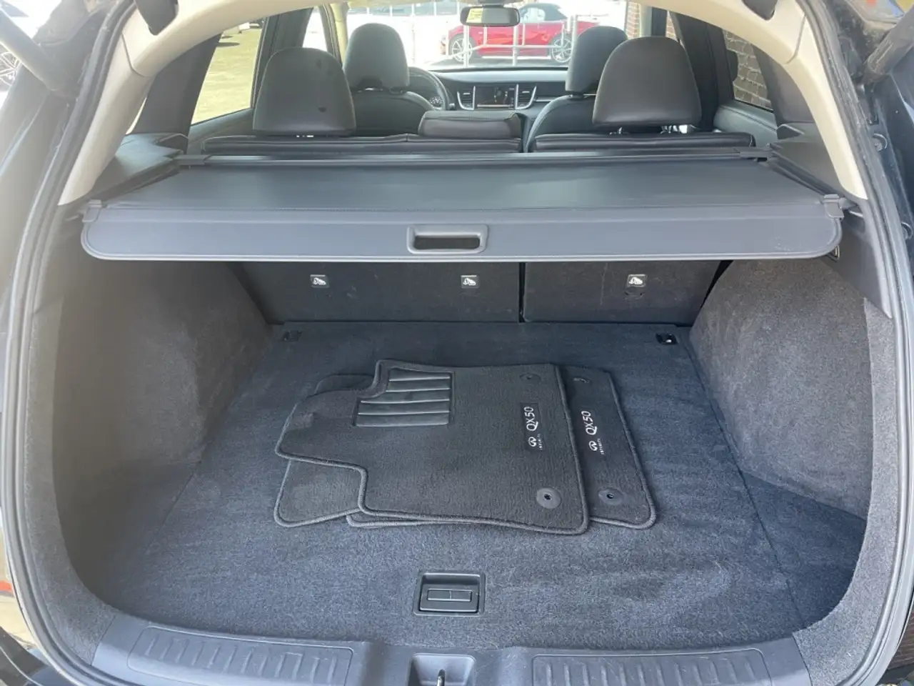 Infiniti QX50 снимка Infiniti QX50